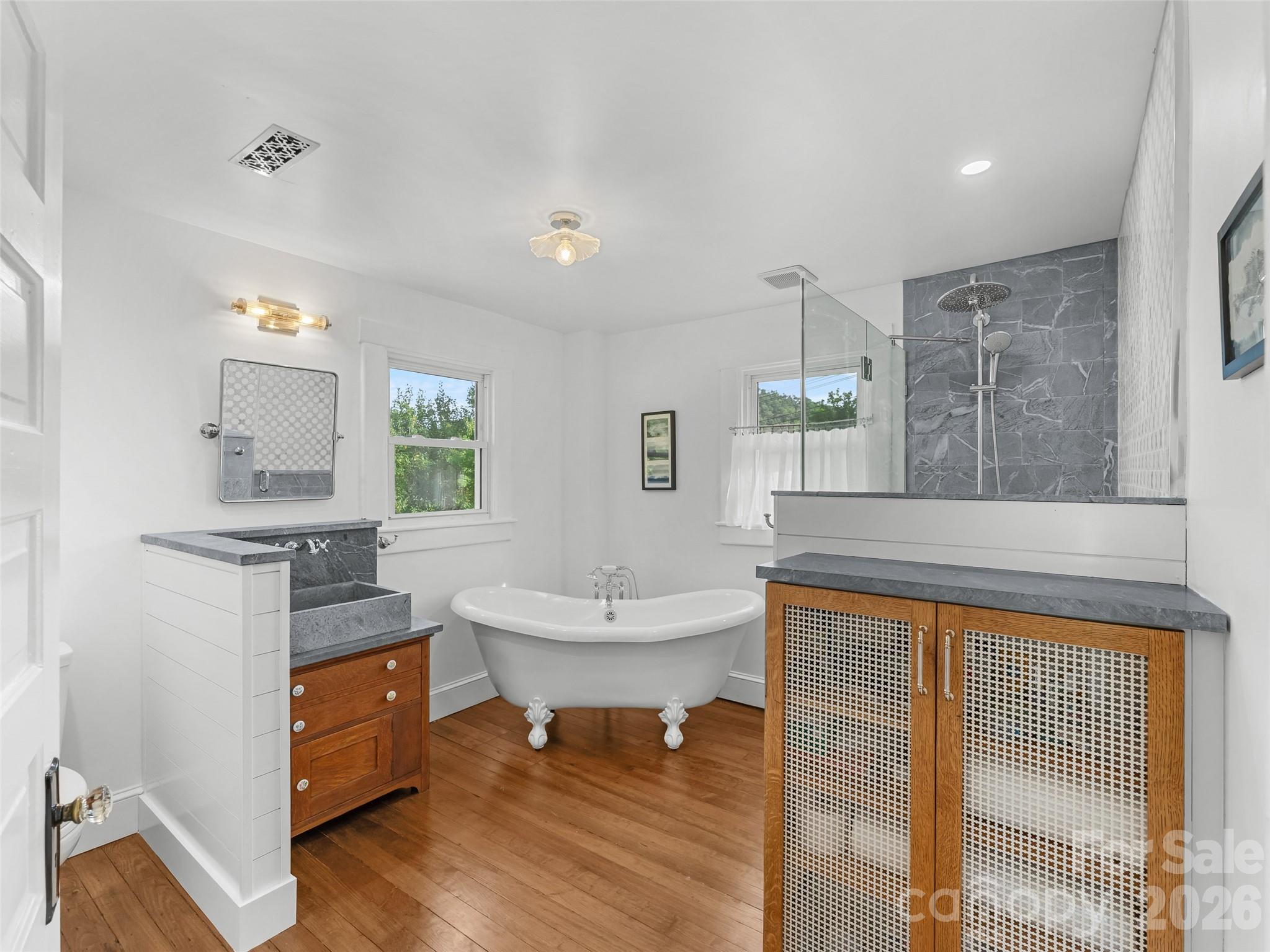 505 N Country Club Road — Brevard