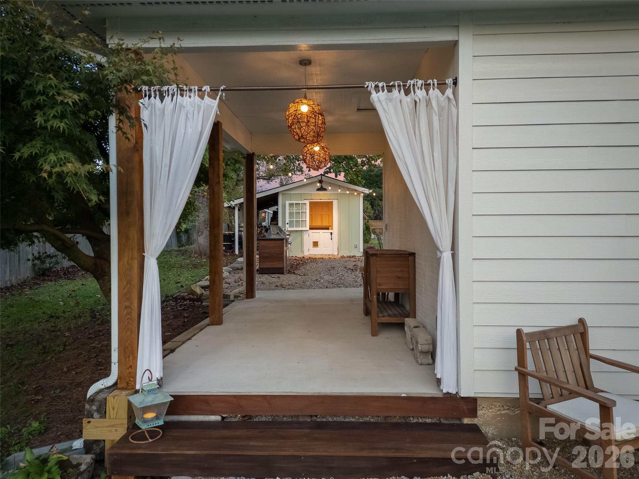 505 N Country Club Road — Brevard