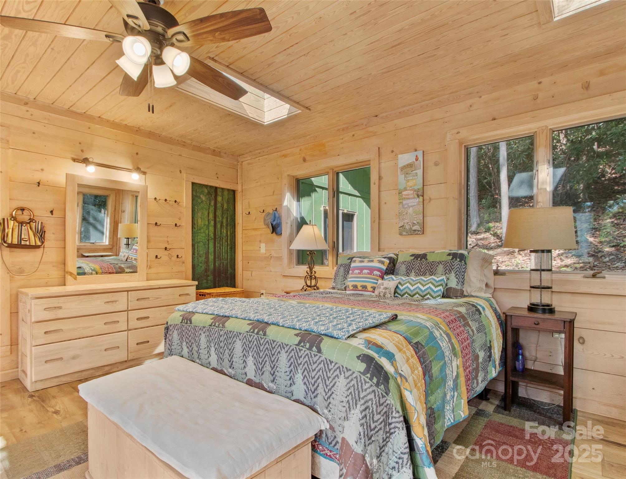 354 Big Ridge Road — Burnsville