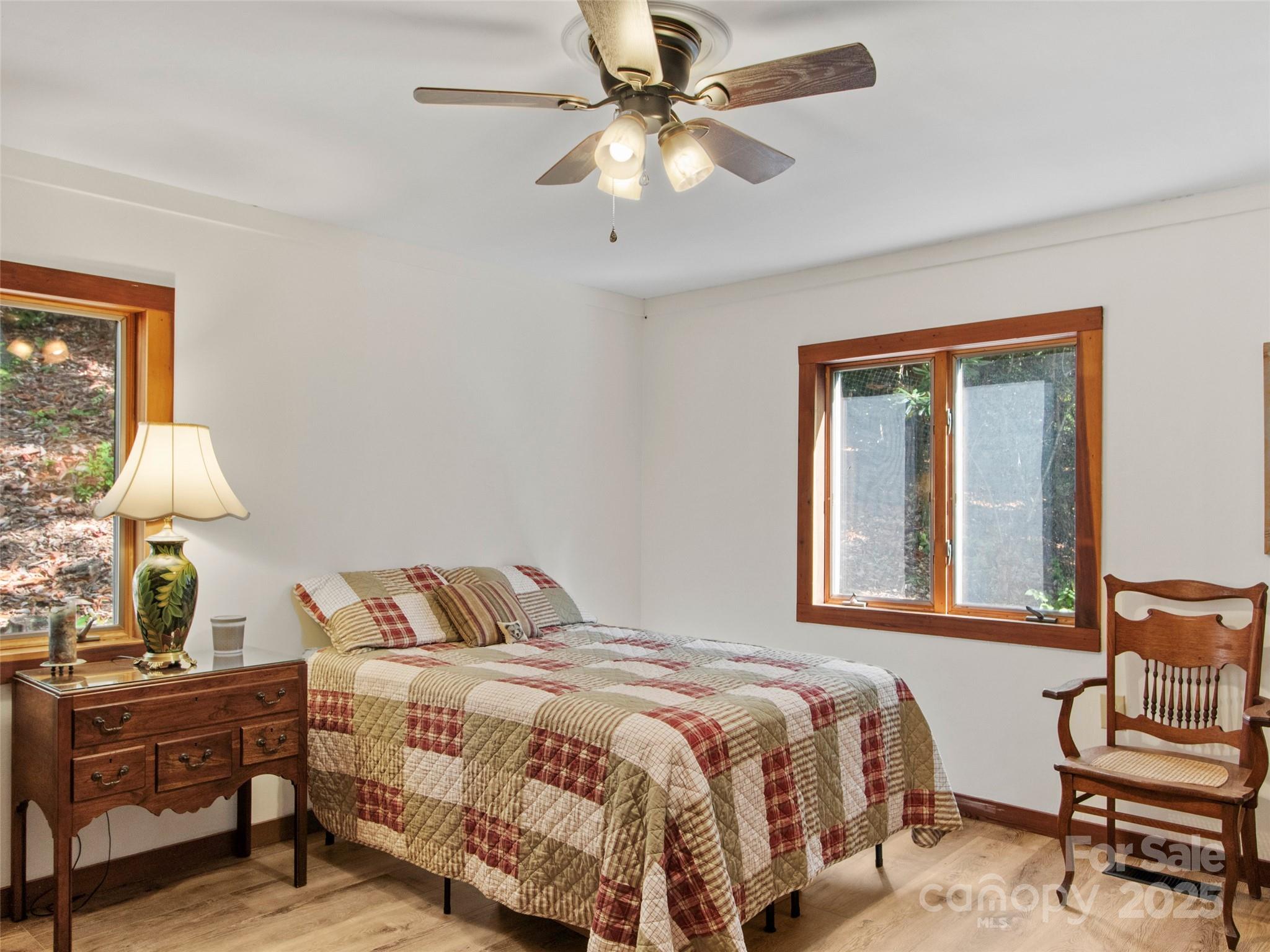 354 Big Ridge Road — Burnsville