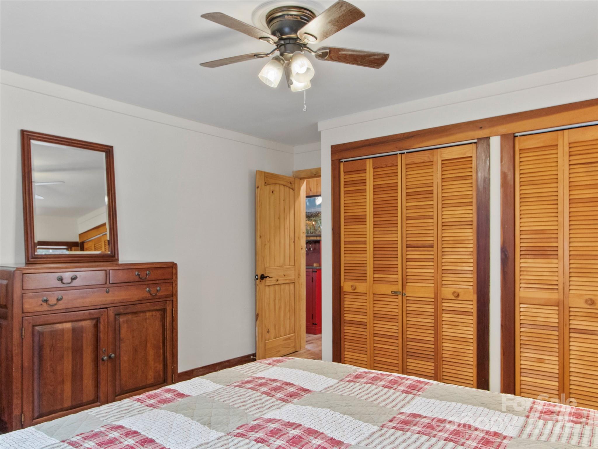354 Big Ridge Road — Burnsville