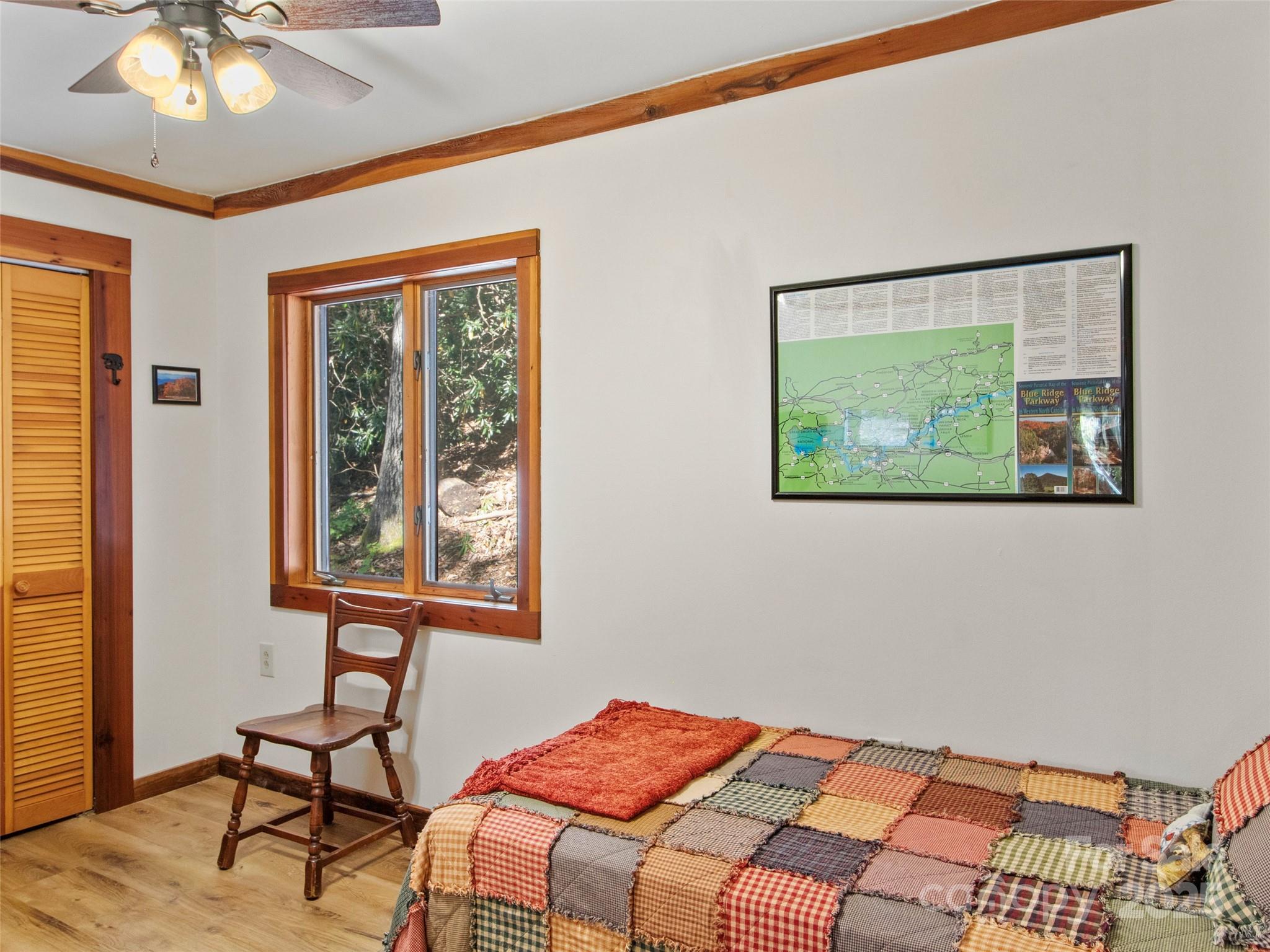 354 Big Ridge Road — Burnsville