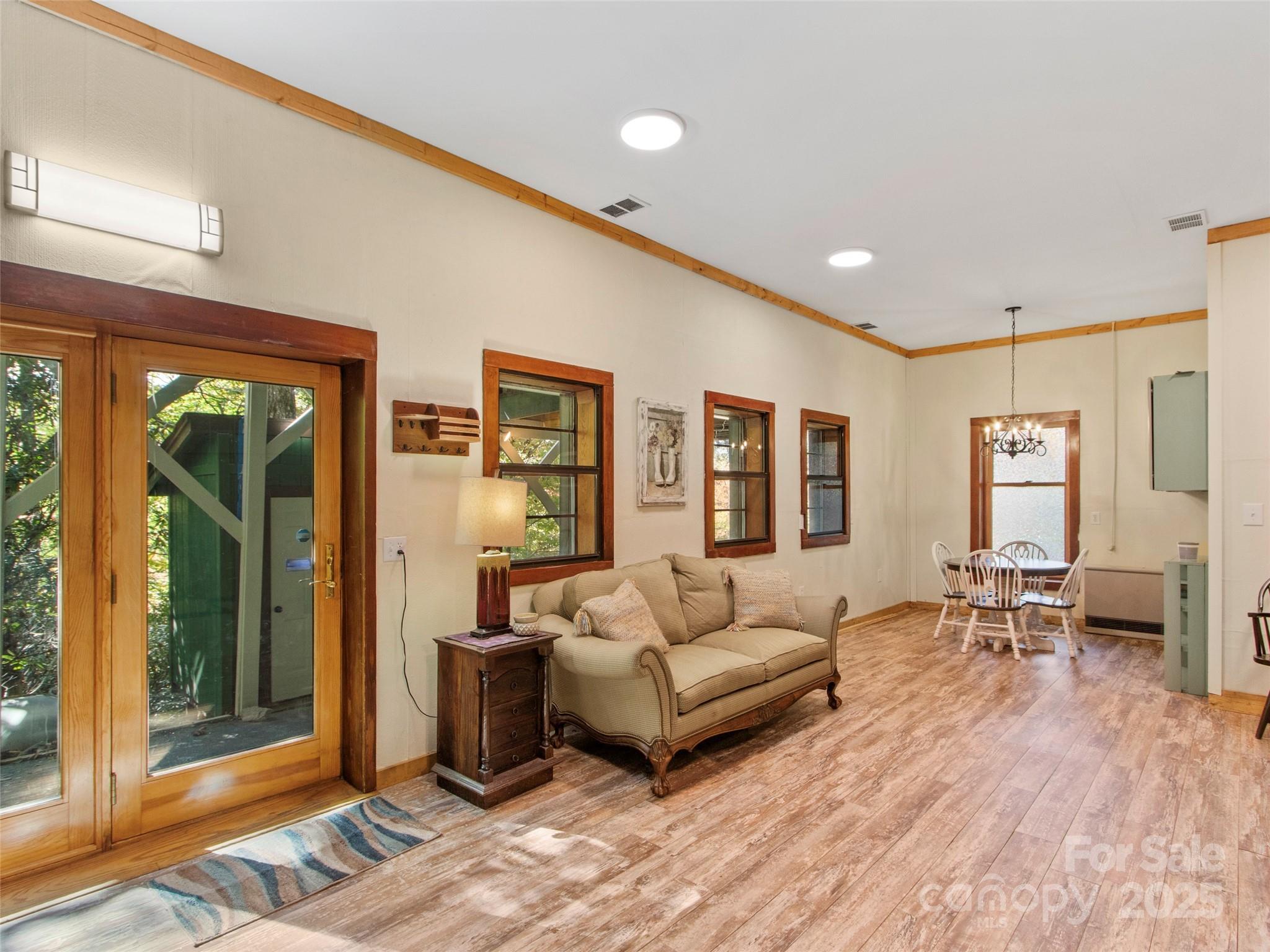 354 Big Ridge Road — Burnsville