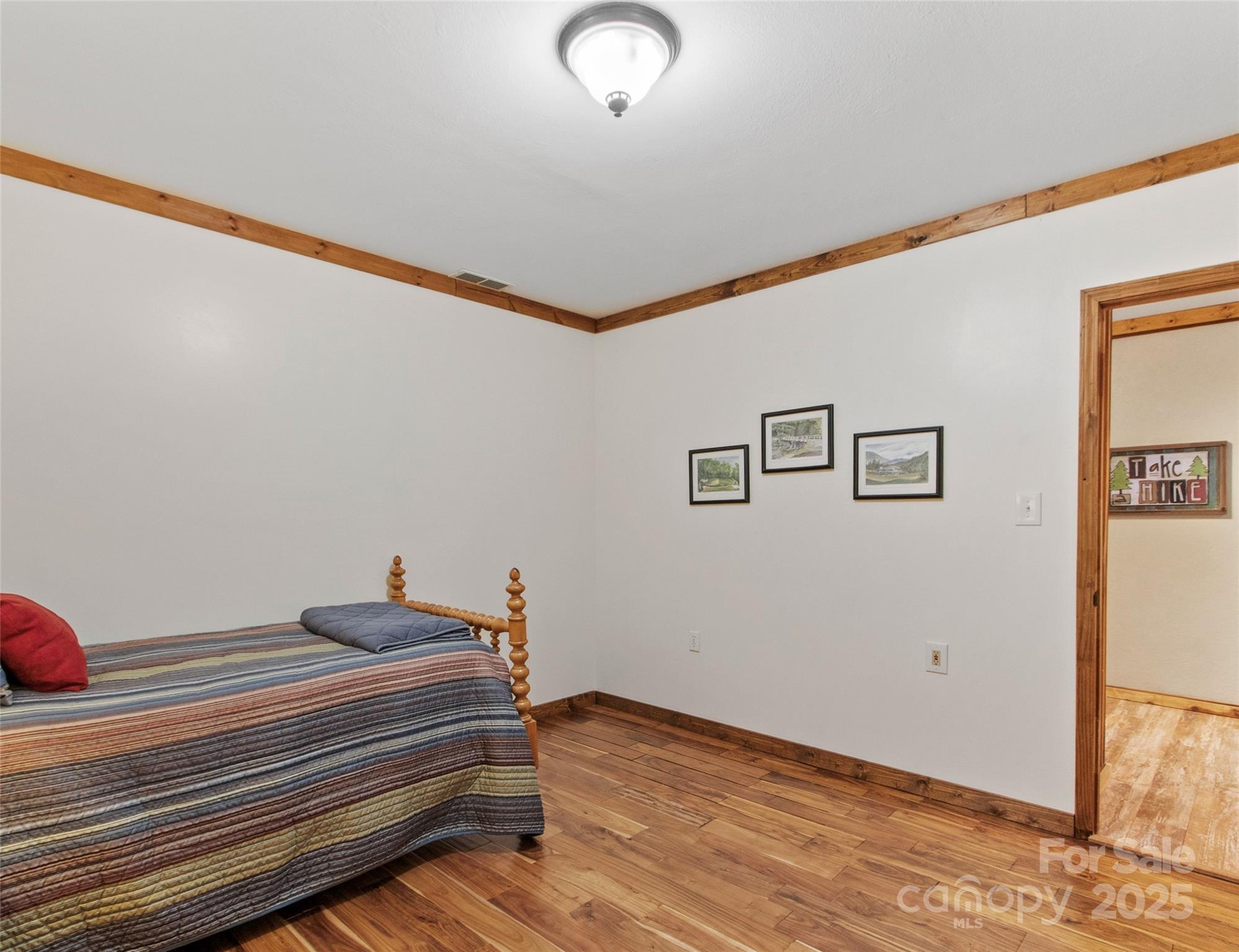 354 Big Ridge Road — Burnsville