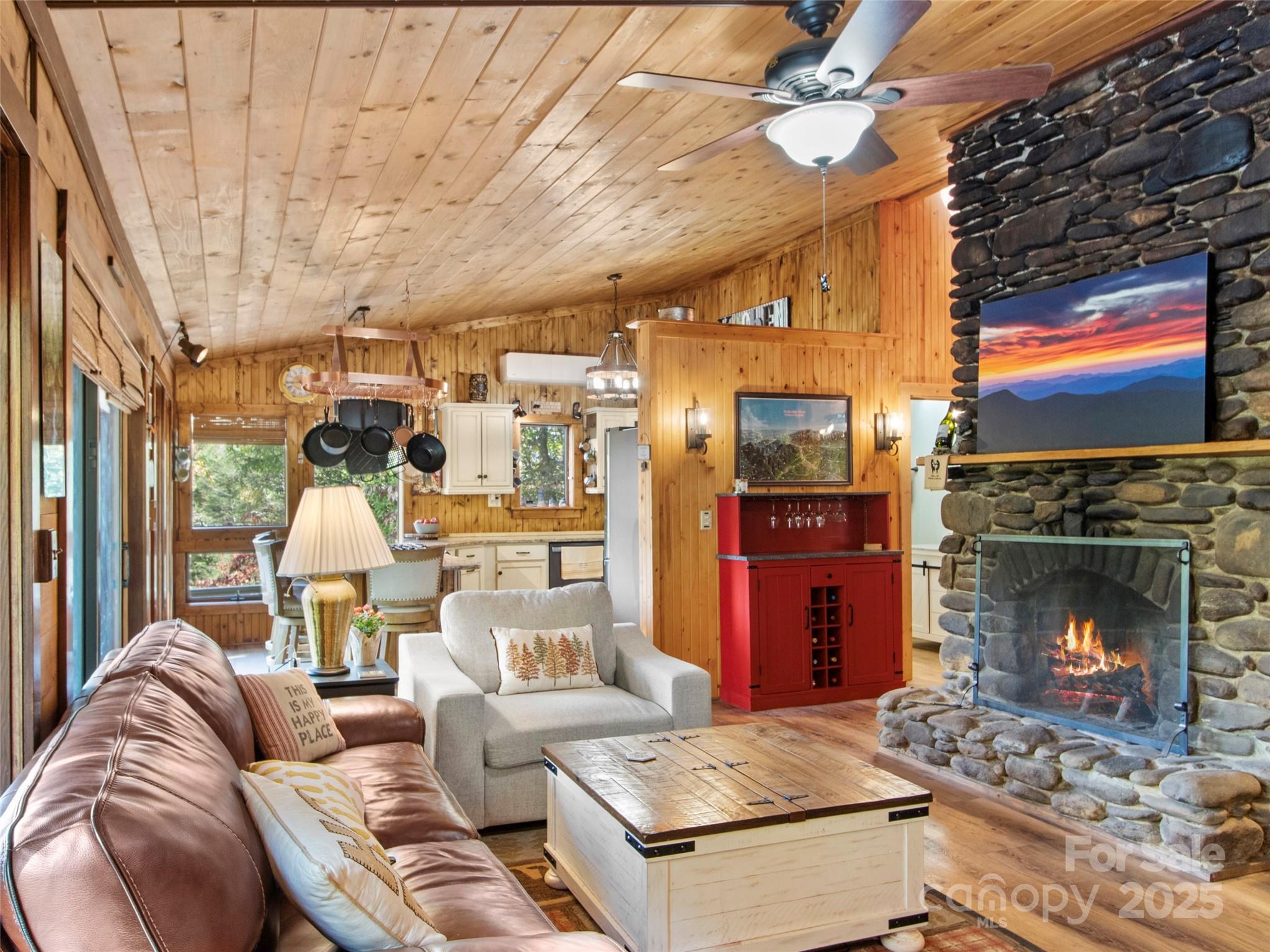 354 Big Ridge Road — Burnsville
