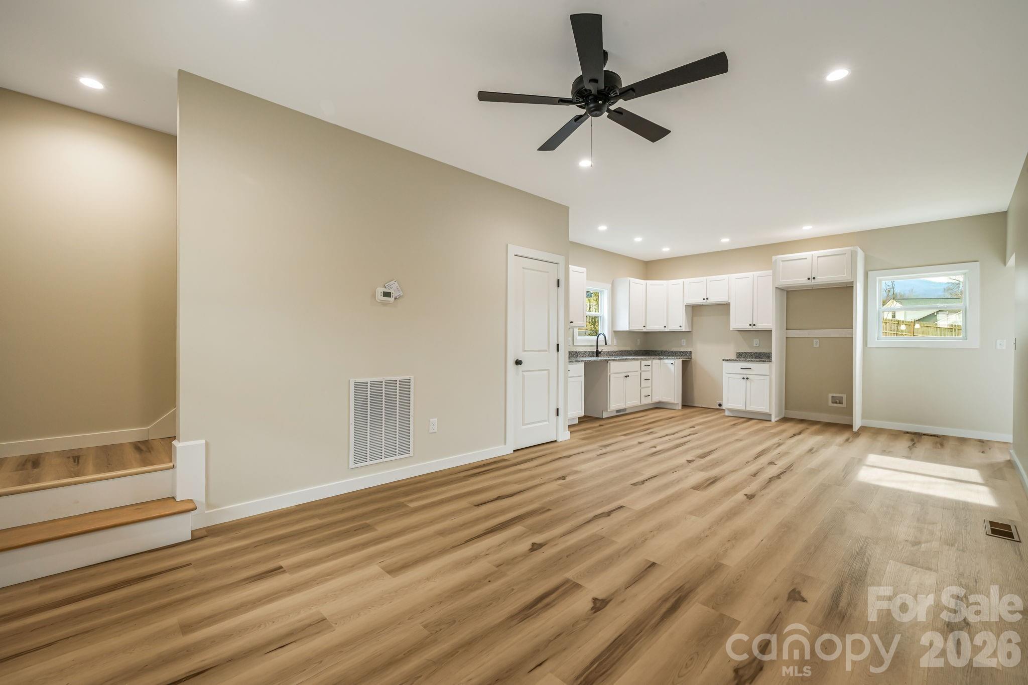 102 Babb Street — Waynesville