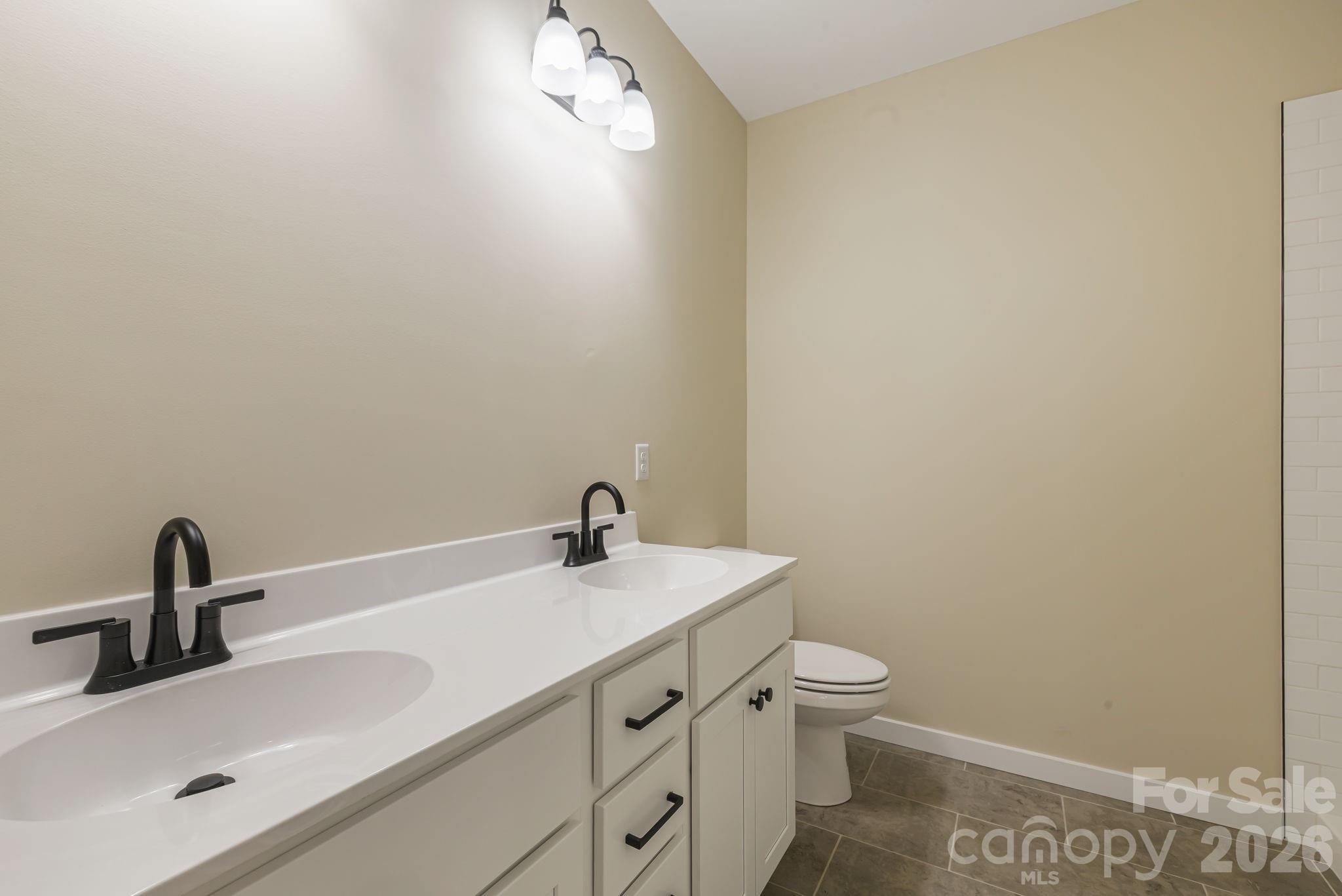 102 Babb Street — Waynesville