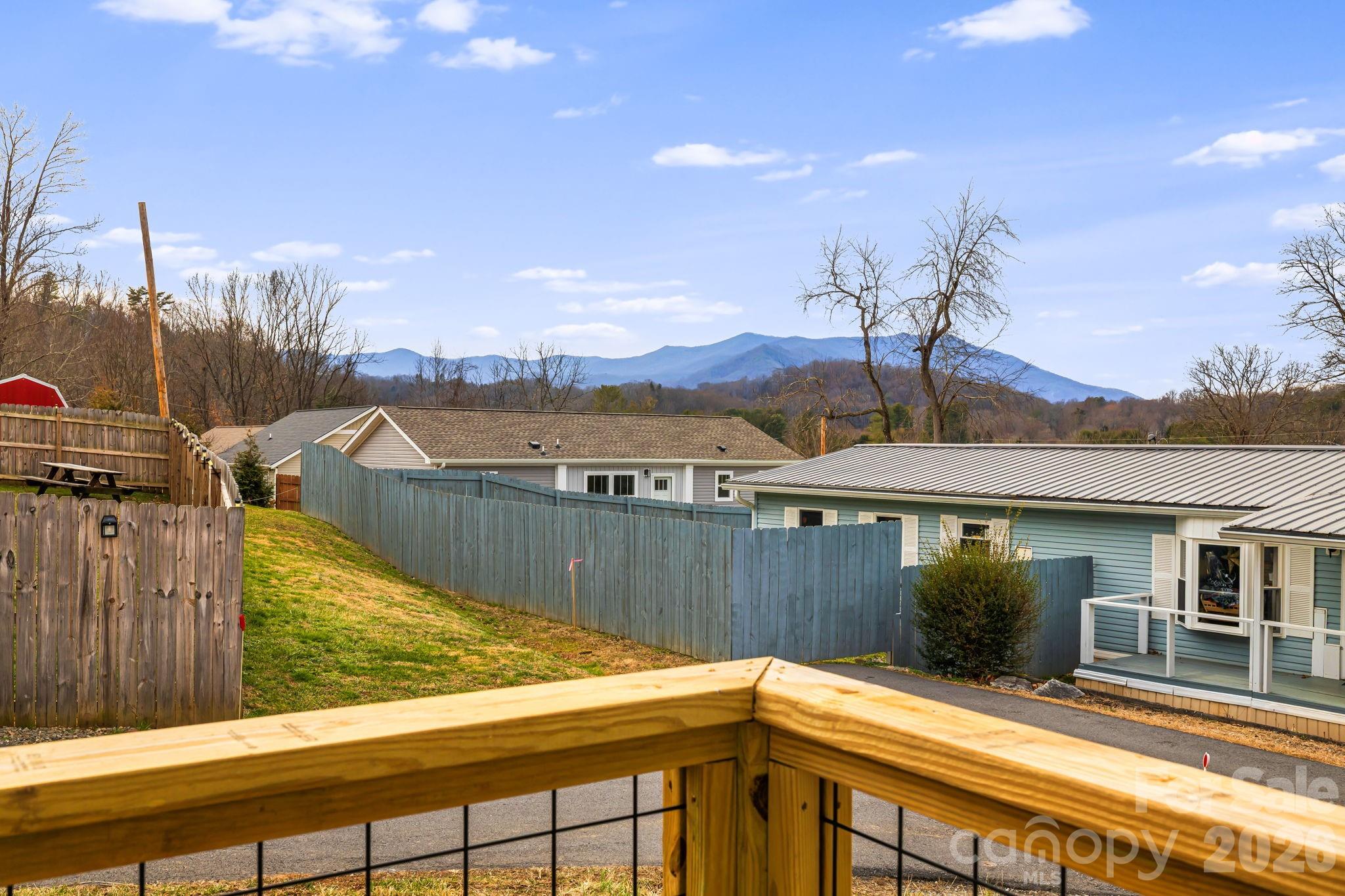 102 Babb Street — Waynesville