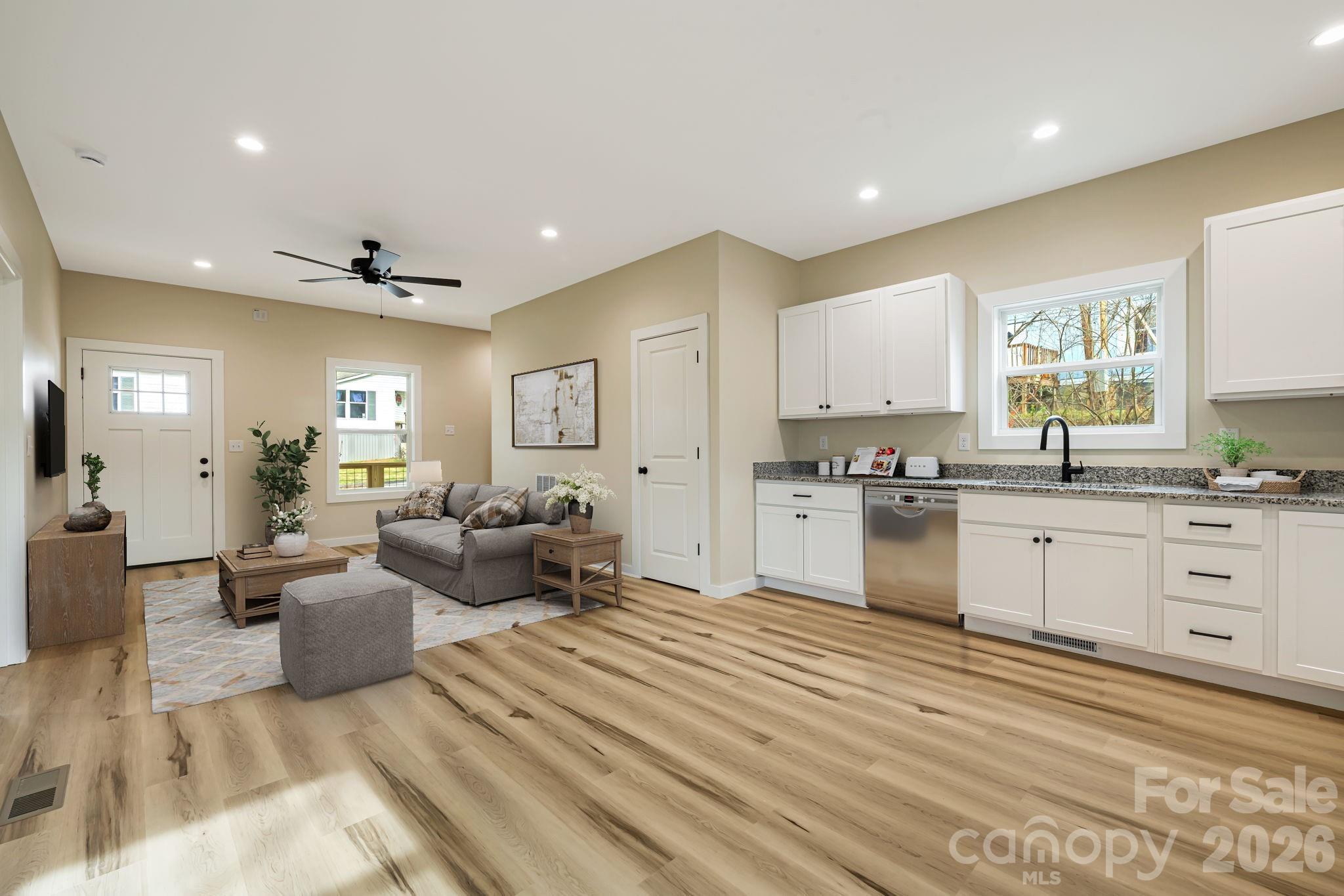 102 Babb Street — Waynesville
