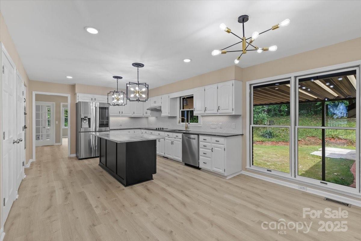 5916 Cashion Road — Huntersville