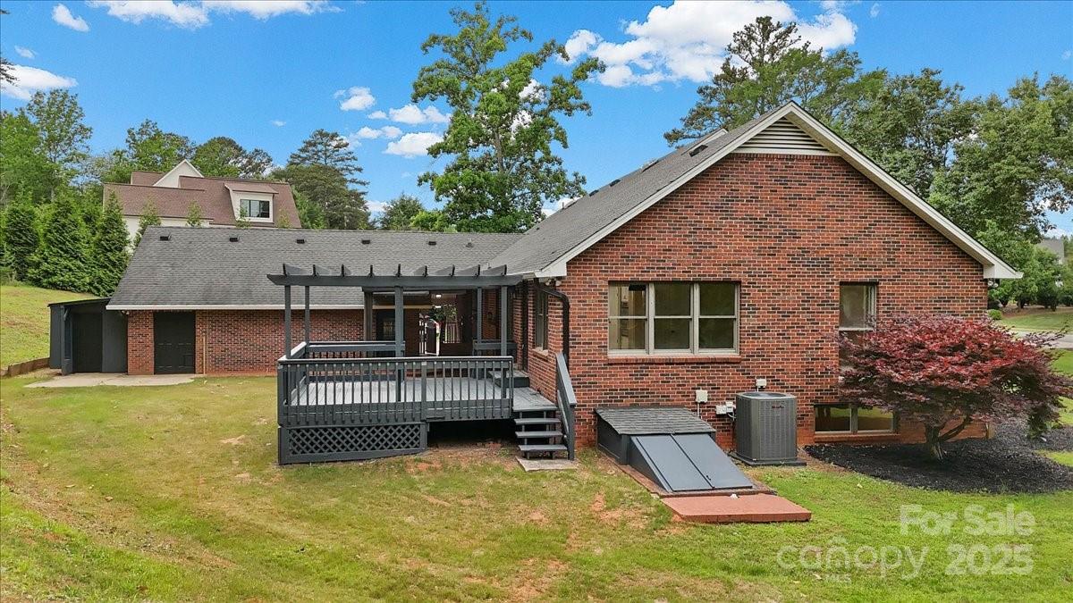5916 Cashion Road — Huntersville