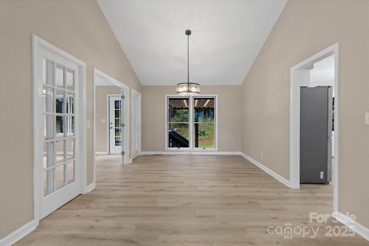 5916 Cashion Road — Huntersville