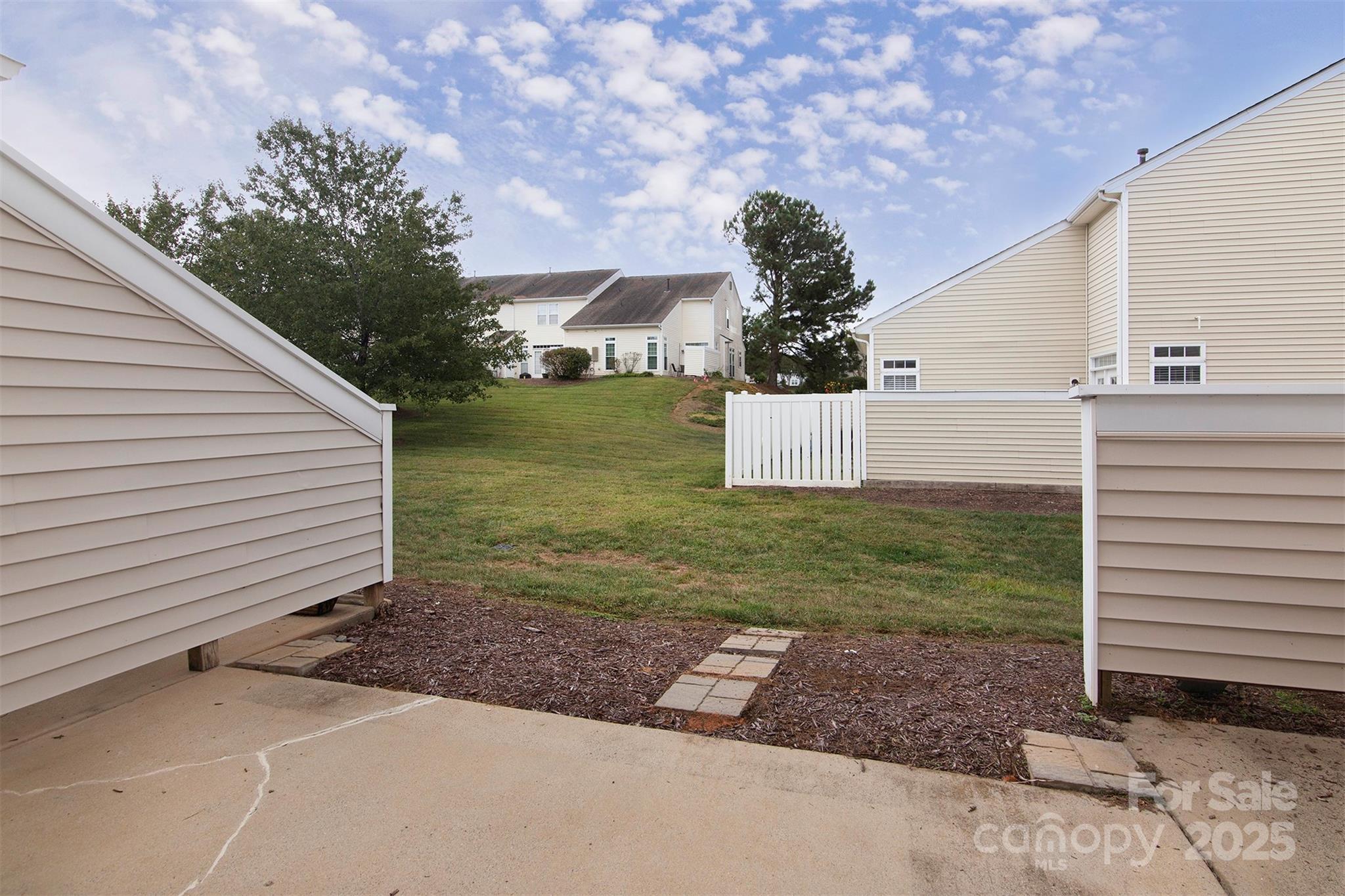 6310 Rhodins Lane — Fort Mill