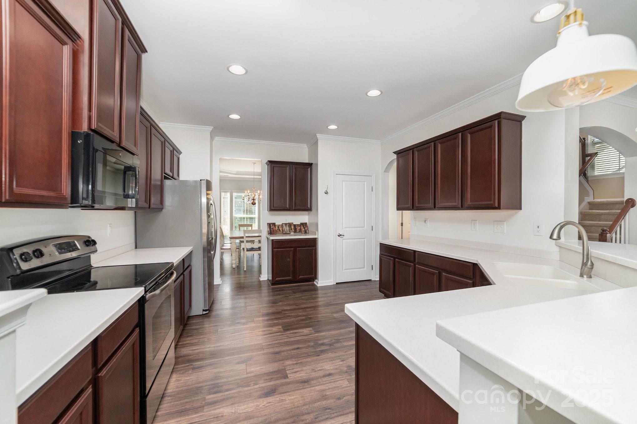 2677 Kinsley Avenue NW — Concord