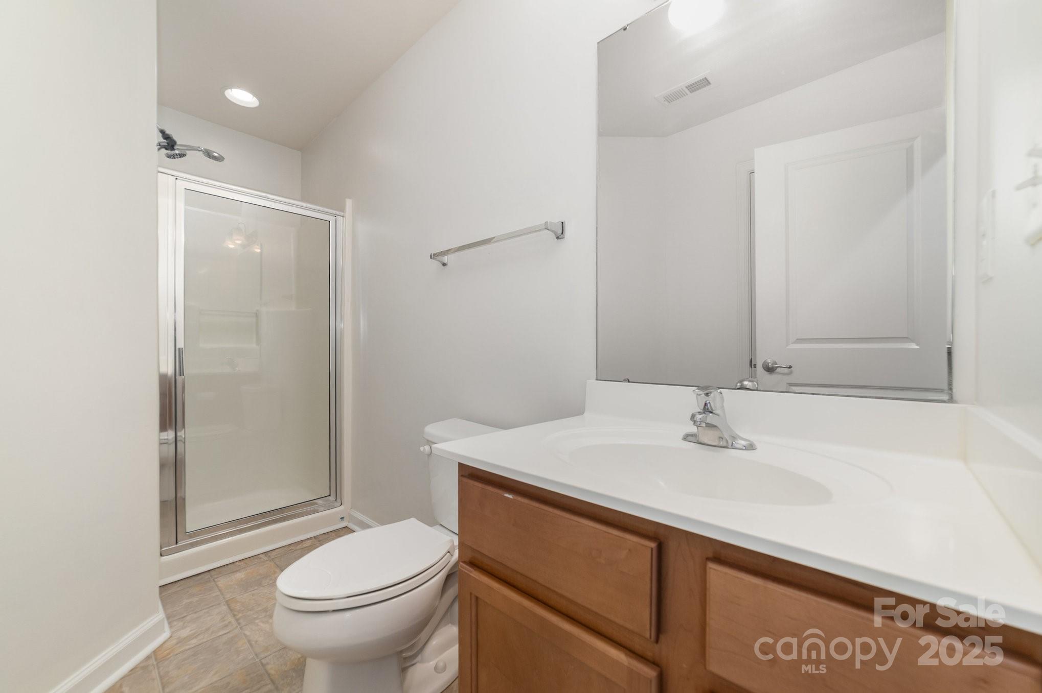 2677 Kinsley Avenue NW — Concord