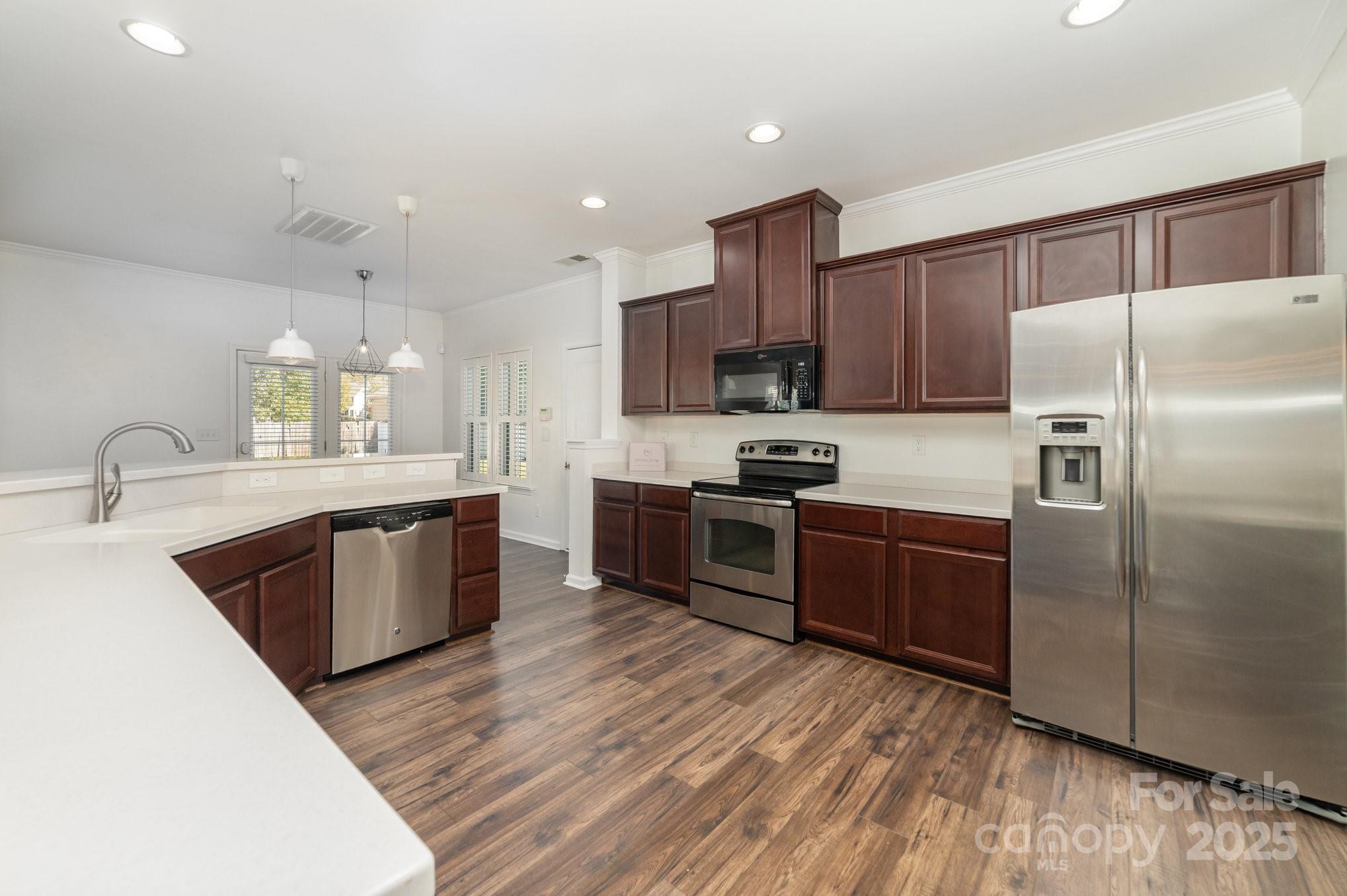 2677 Kinsley Avenue NW — Concord