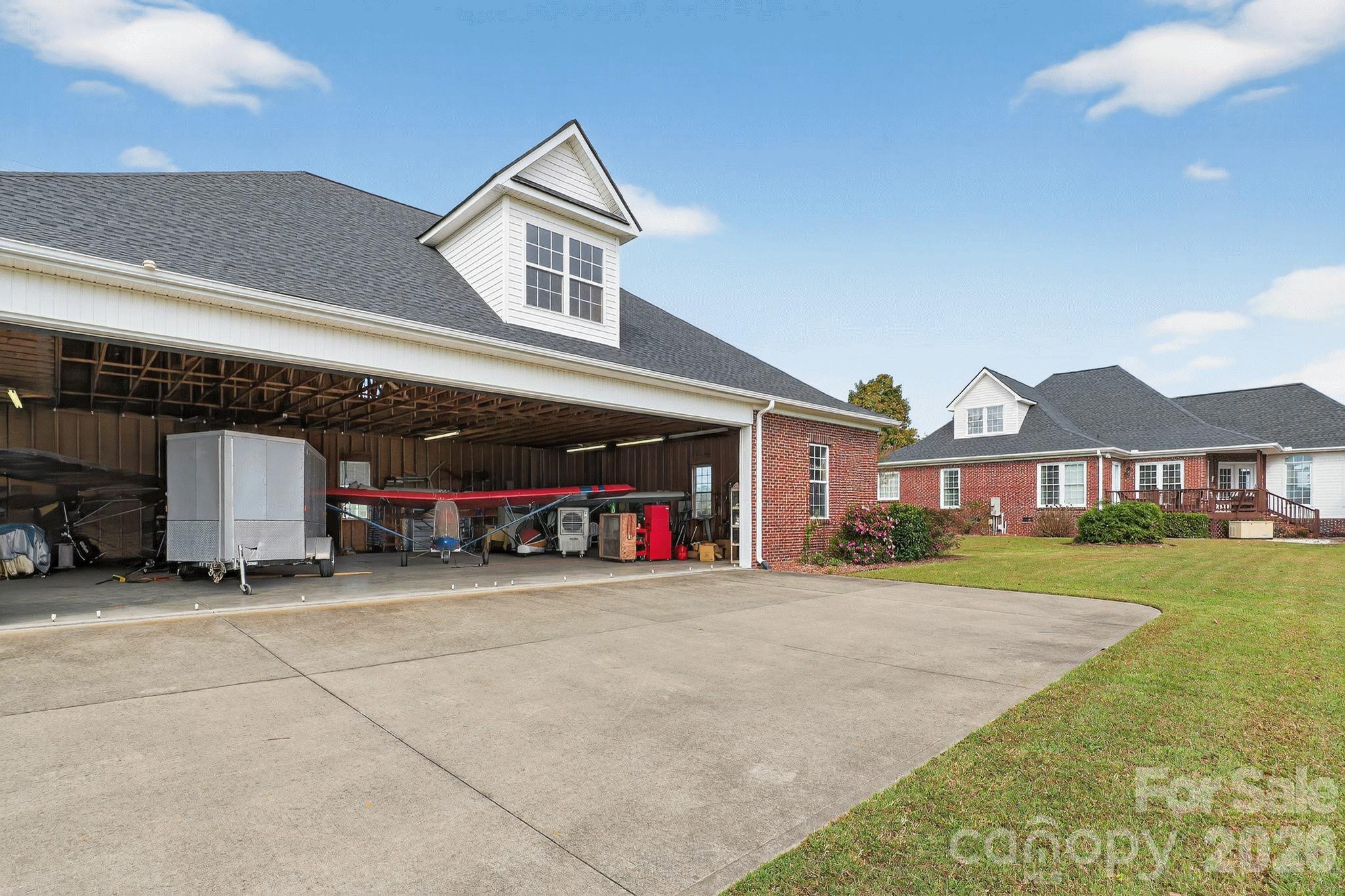1004 Brockman Road — Greer