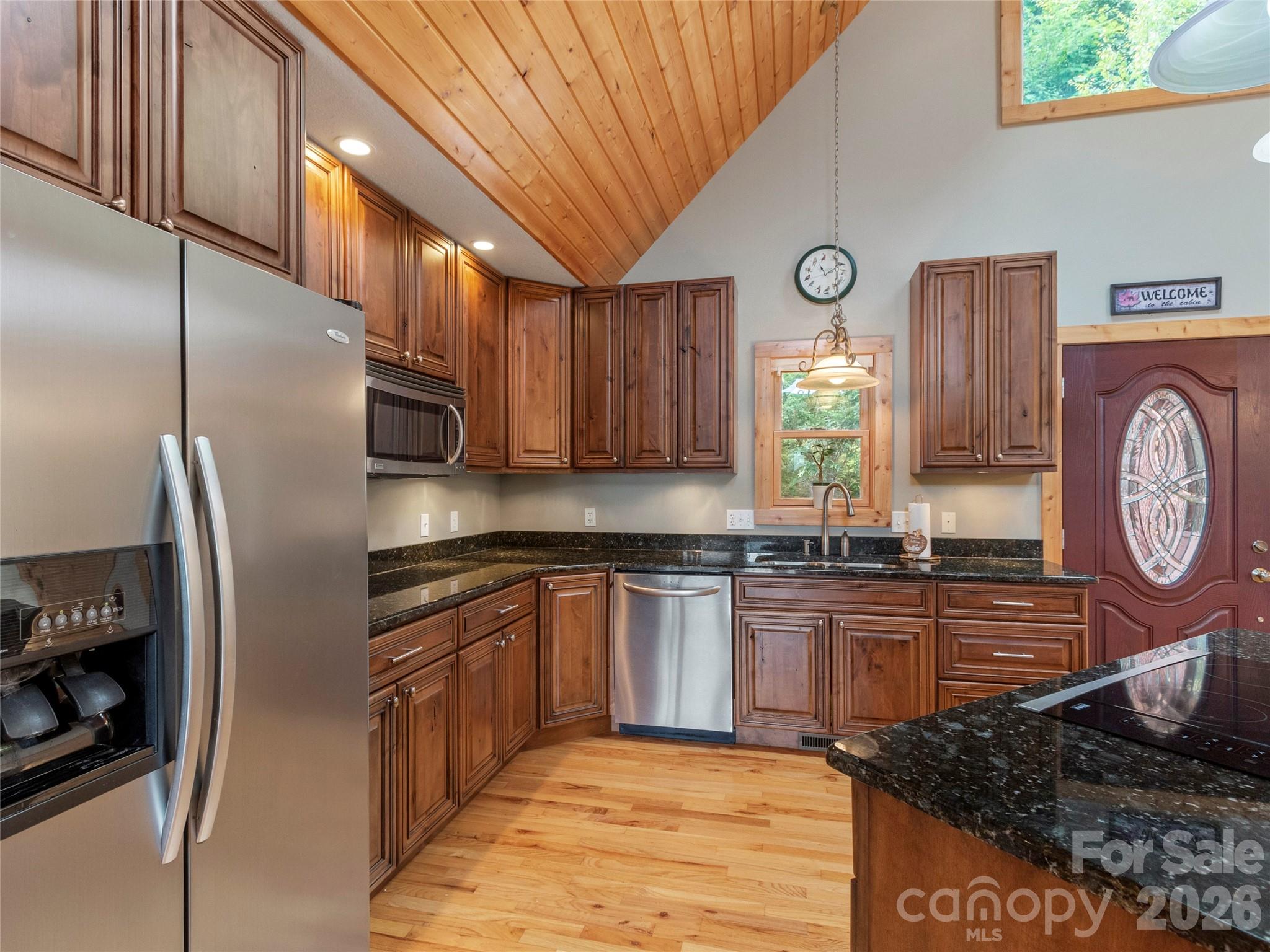 346 Appaloosa Trail — Burnsville