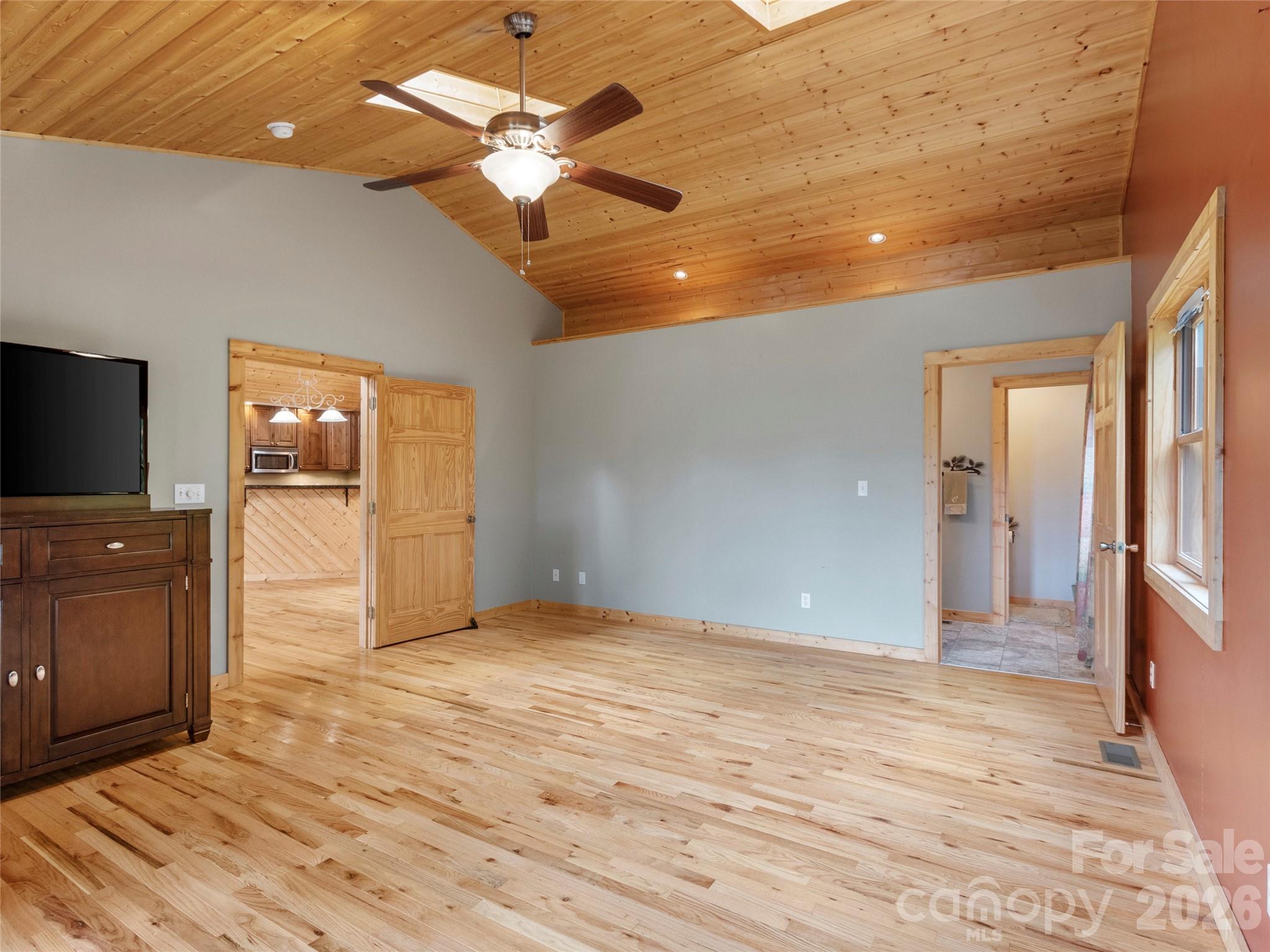 346 Appaloosa Trail — Burnsville
