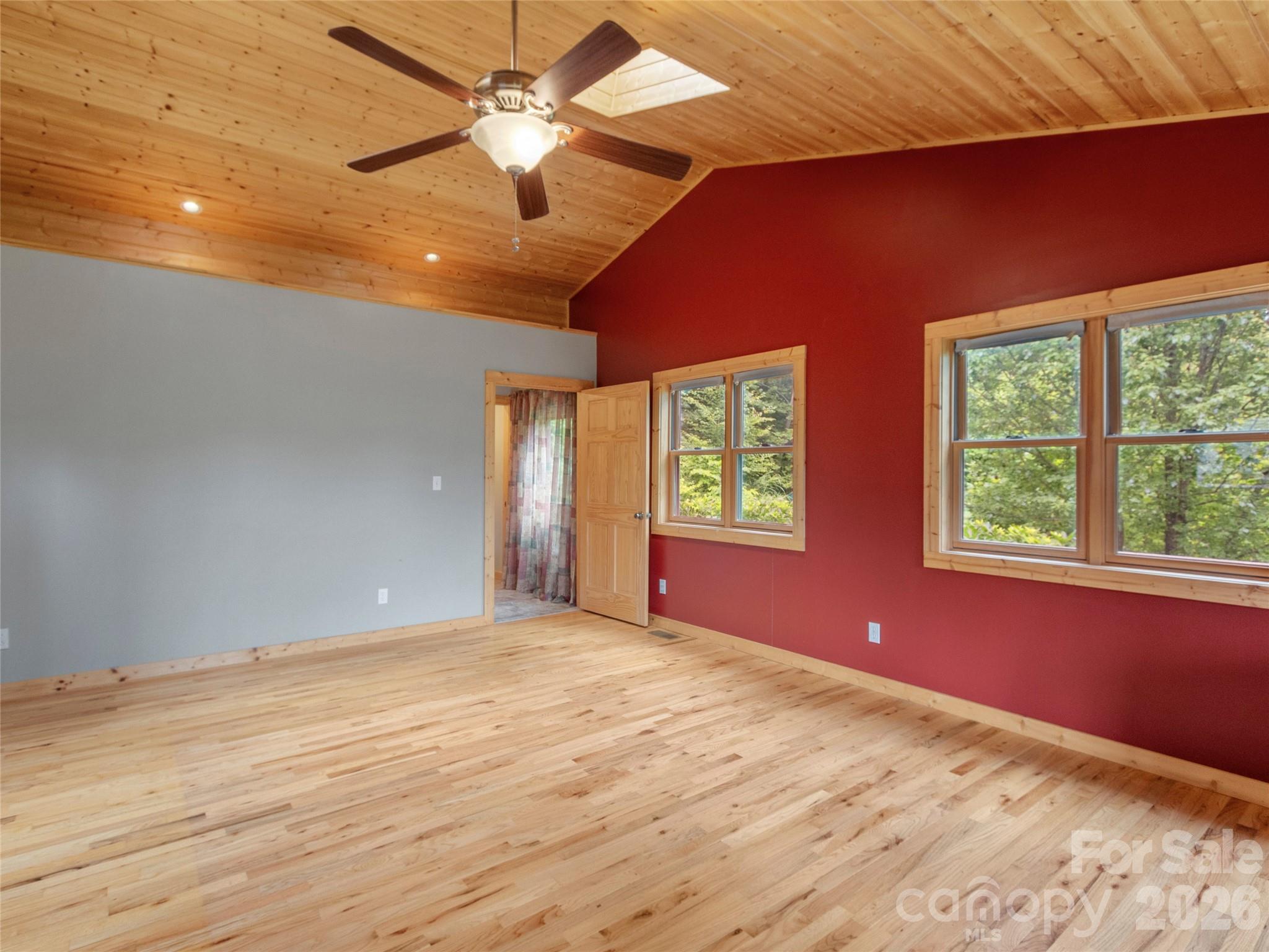 346 Appaloosa Trail — Burnsville