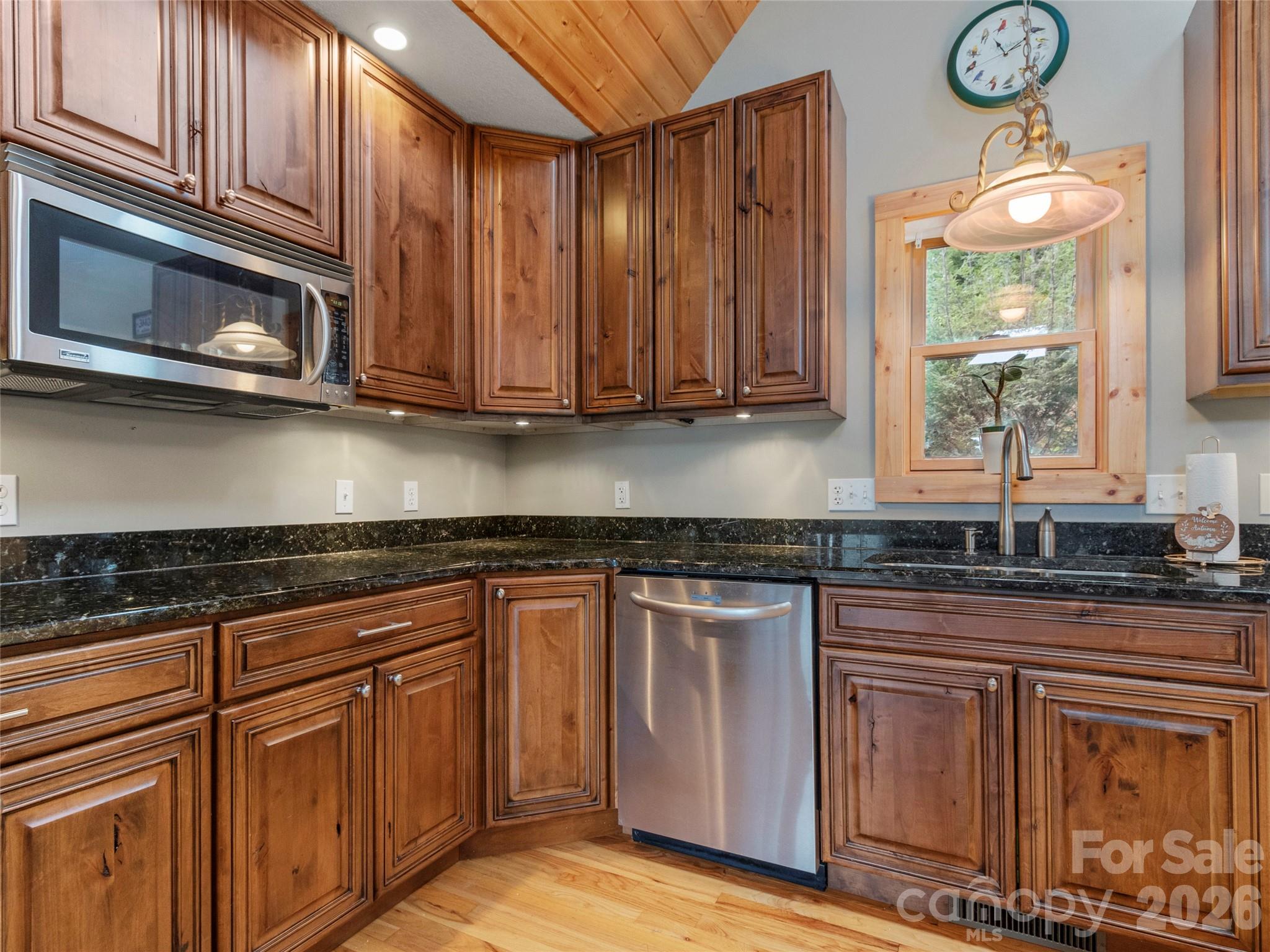 346 Appaloosa Trail — Burnsville