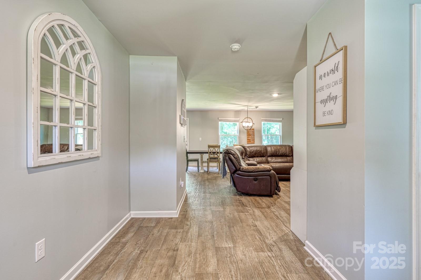 1281 Twin Bridge Road — Gaffney