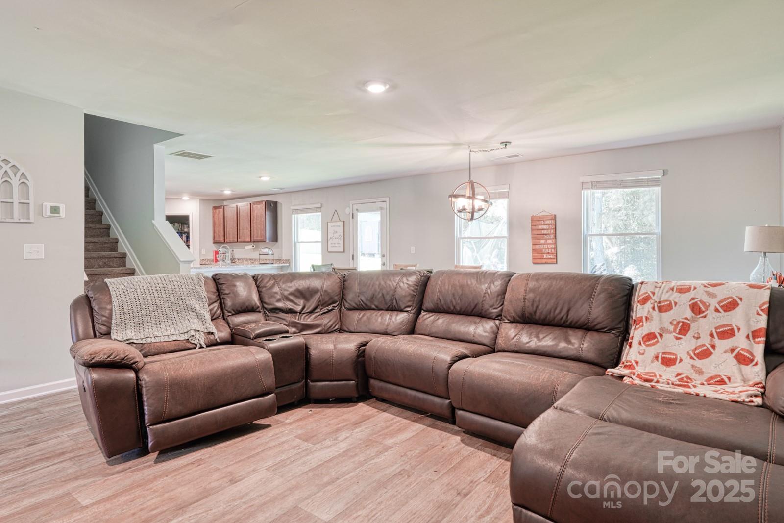 1281 Twin Bridge Road — Gaffney