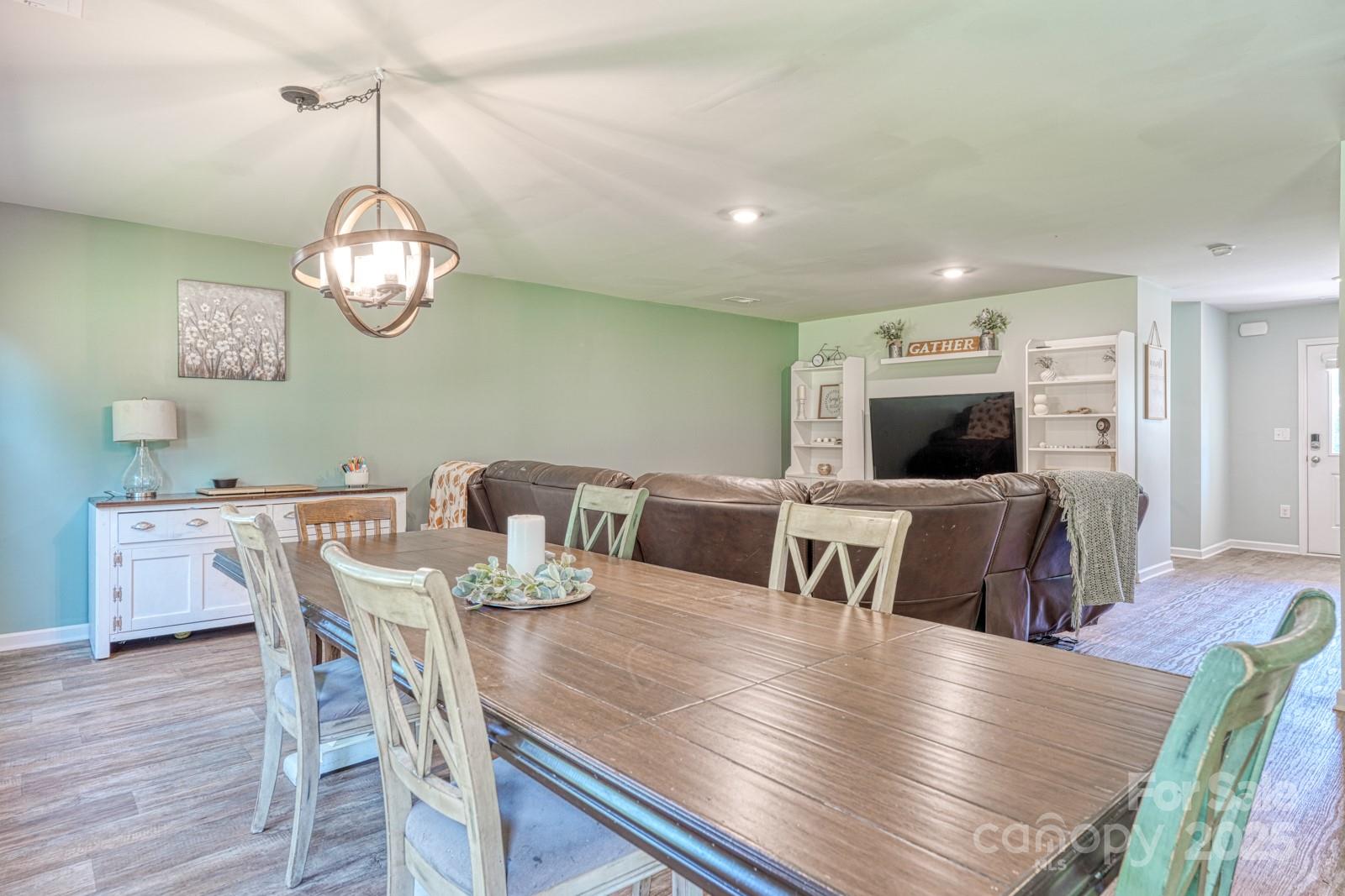 1281 Twin Bridge Road — Gaffney