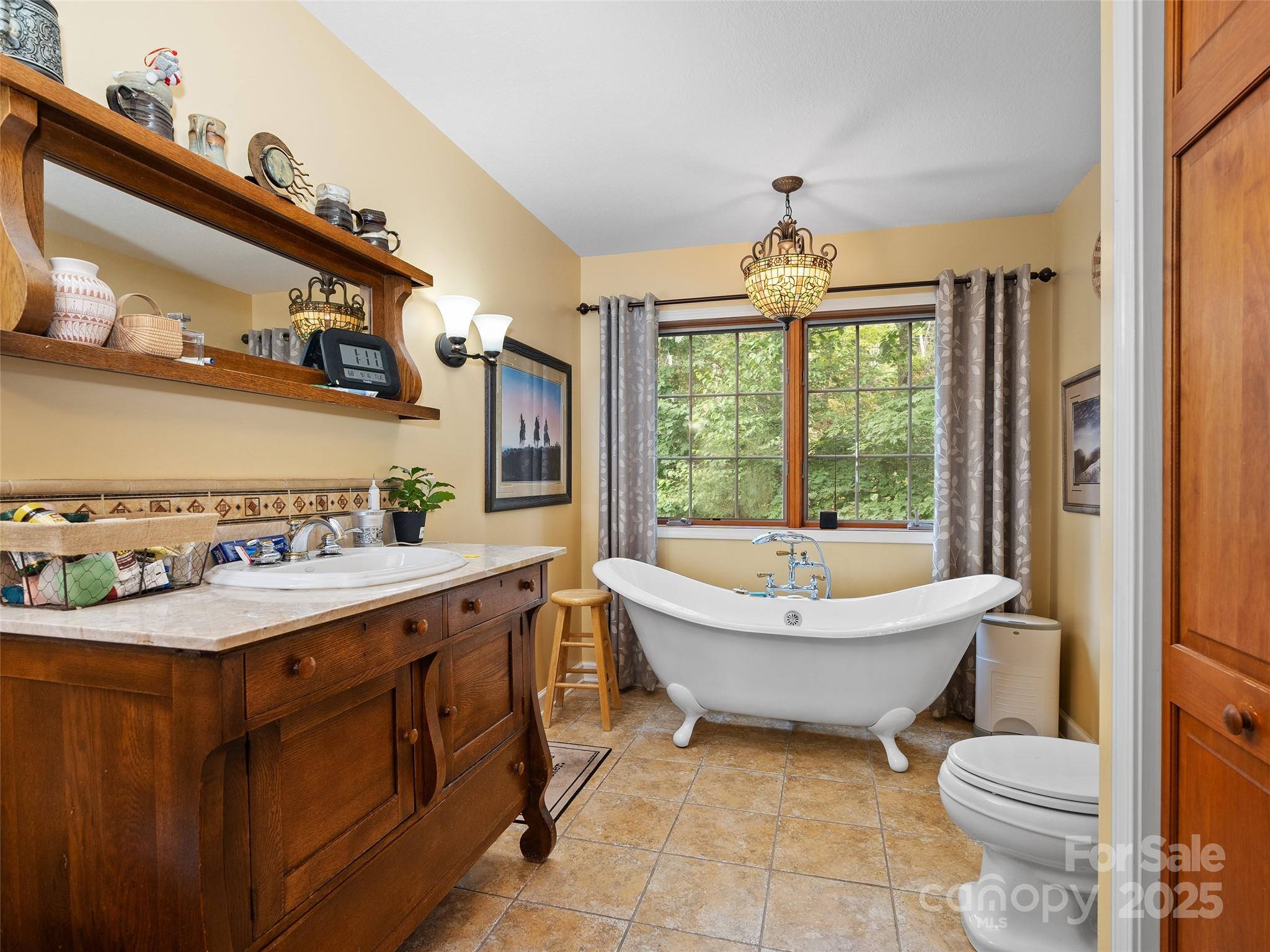 195 Simpson Lane — Maggie Valley