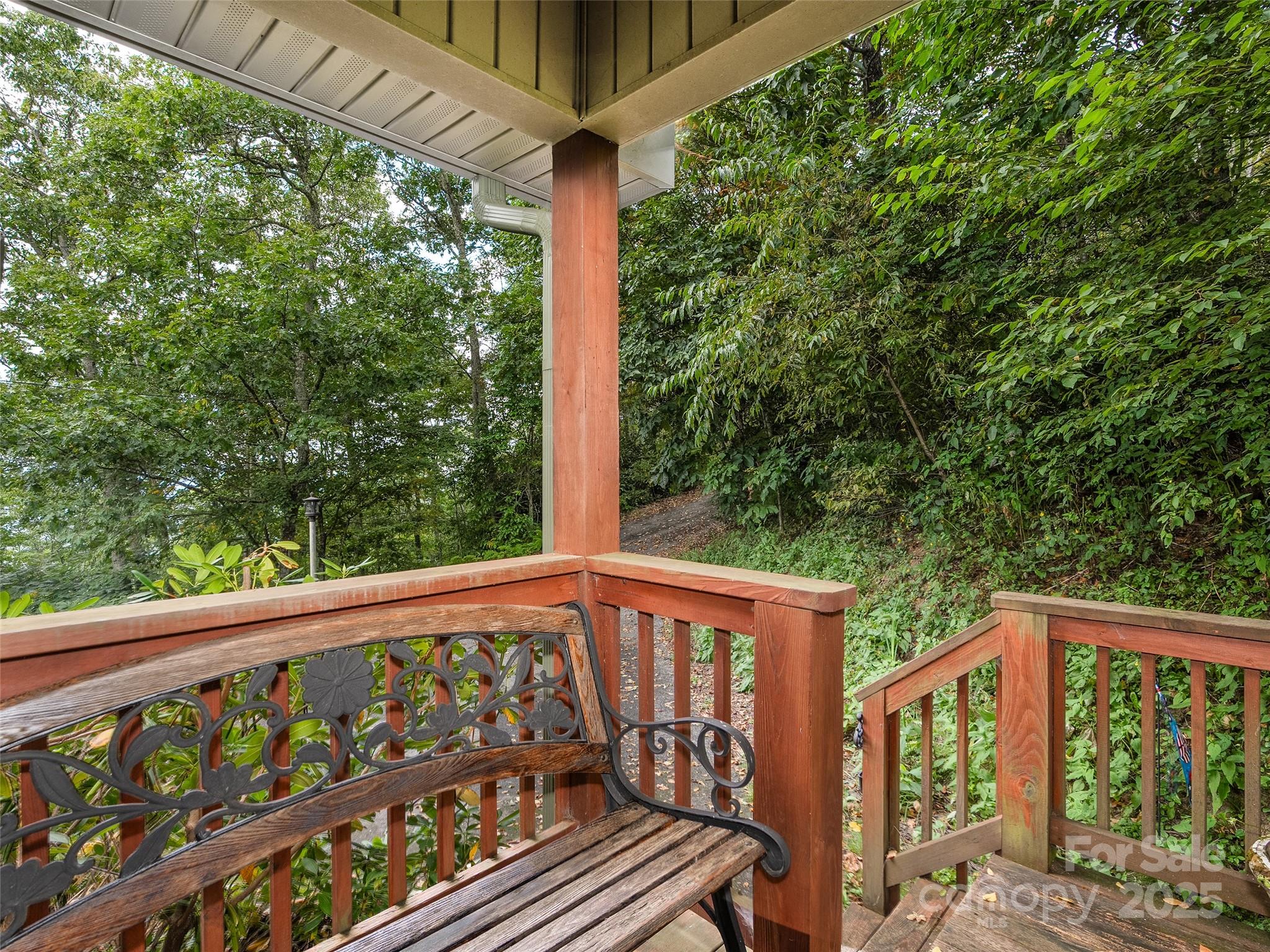 195 Simpson Lane — Maggie Valley