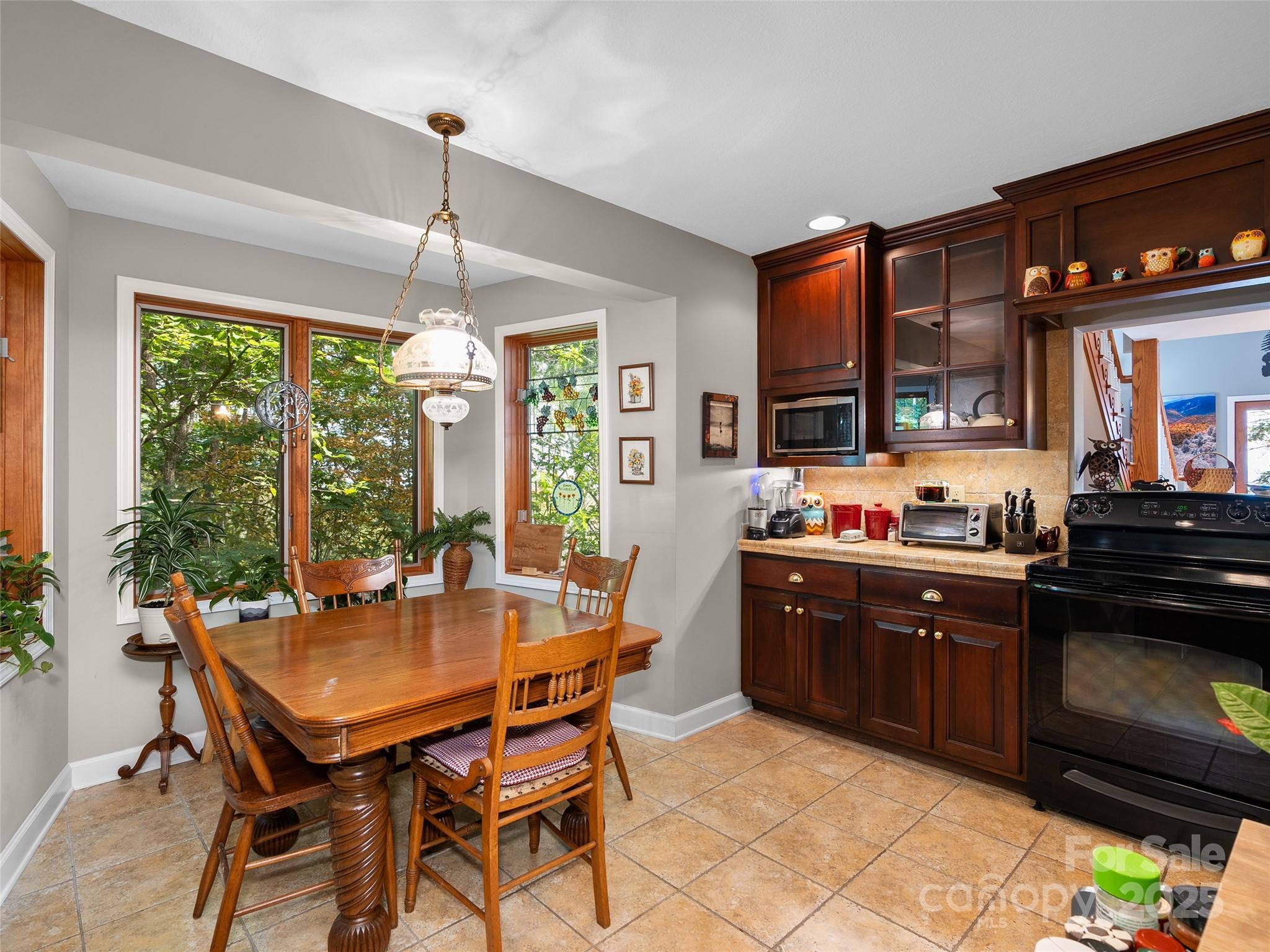 195 Simpson Lane — Maggie Valley