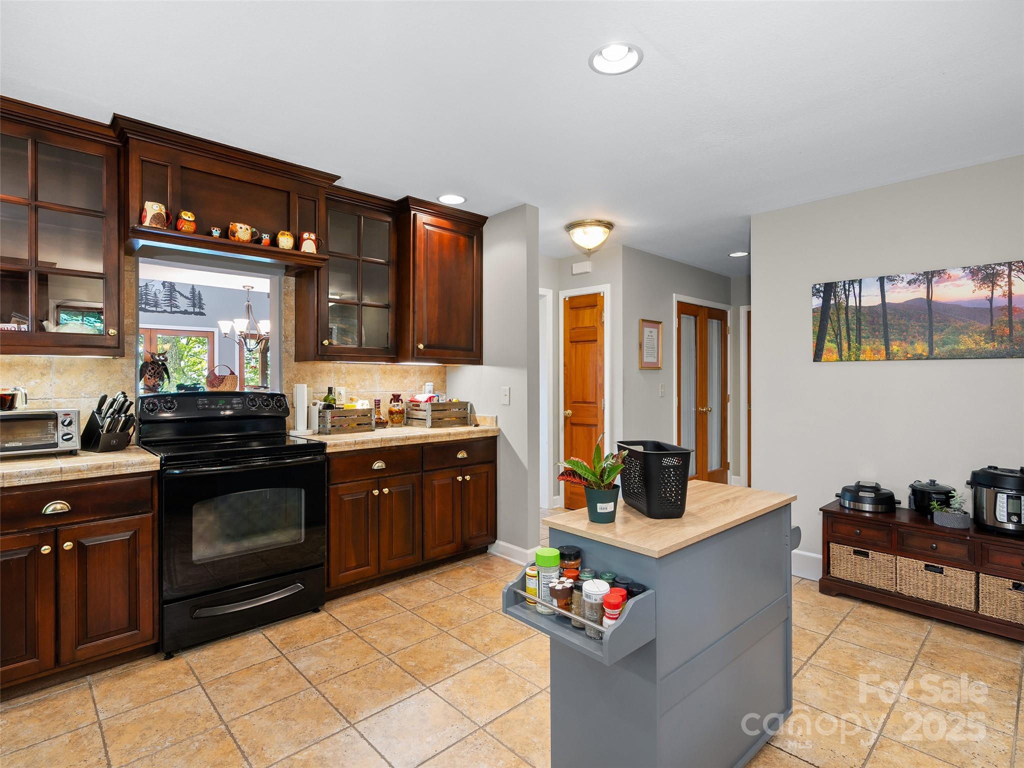 195 Simpson Lane — Maggie Valley