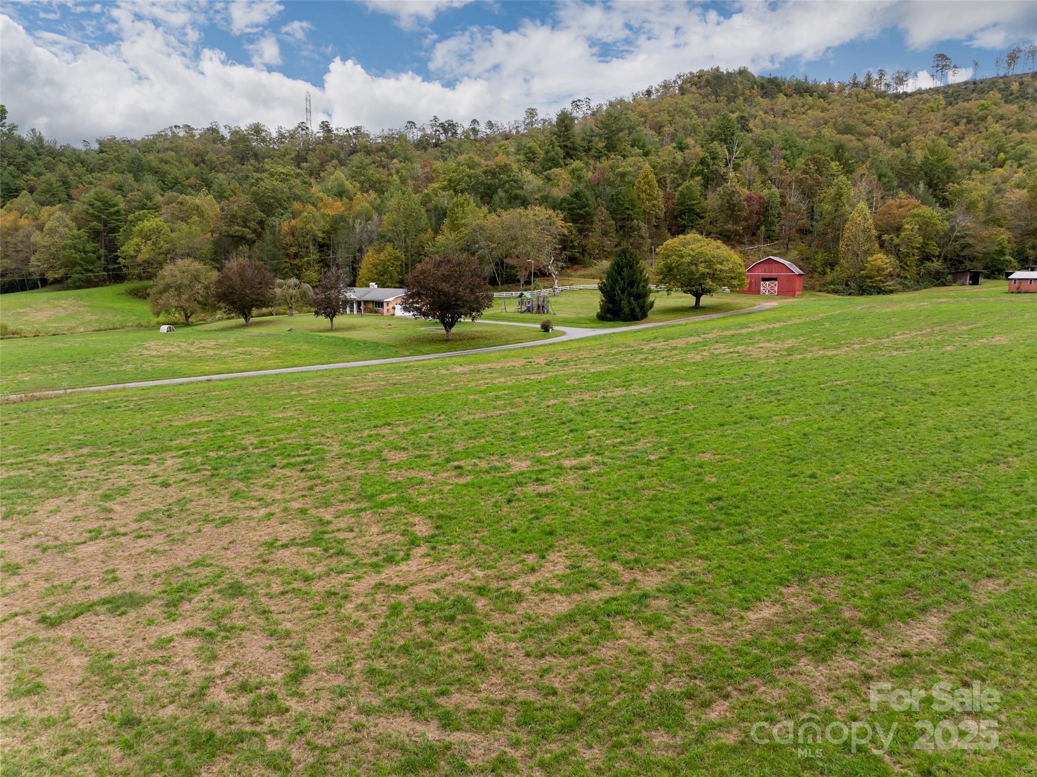 71 Happy Valley Drive — Mills River