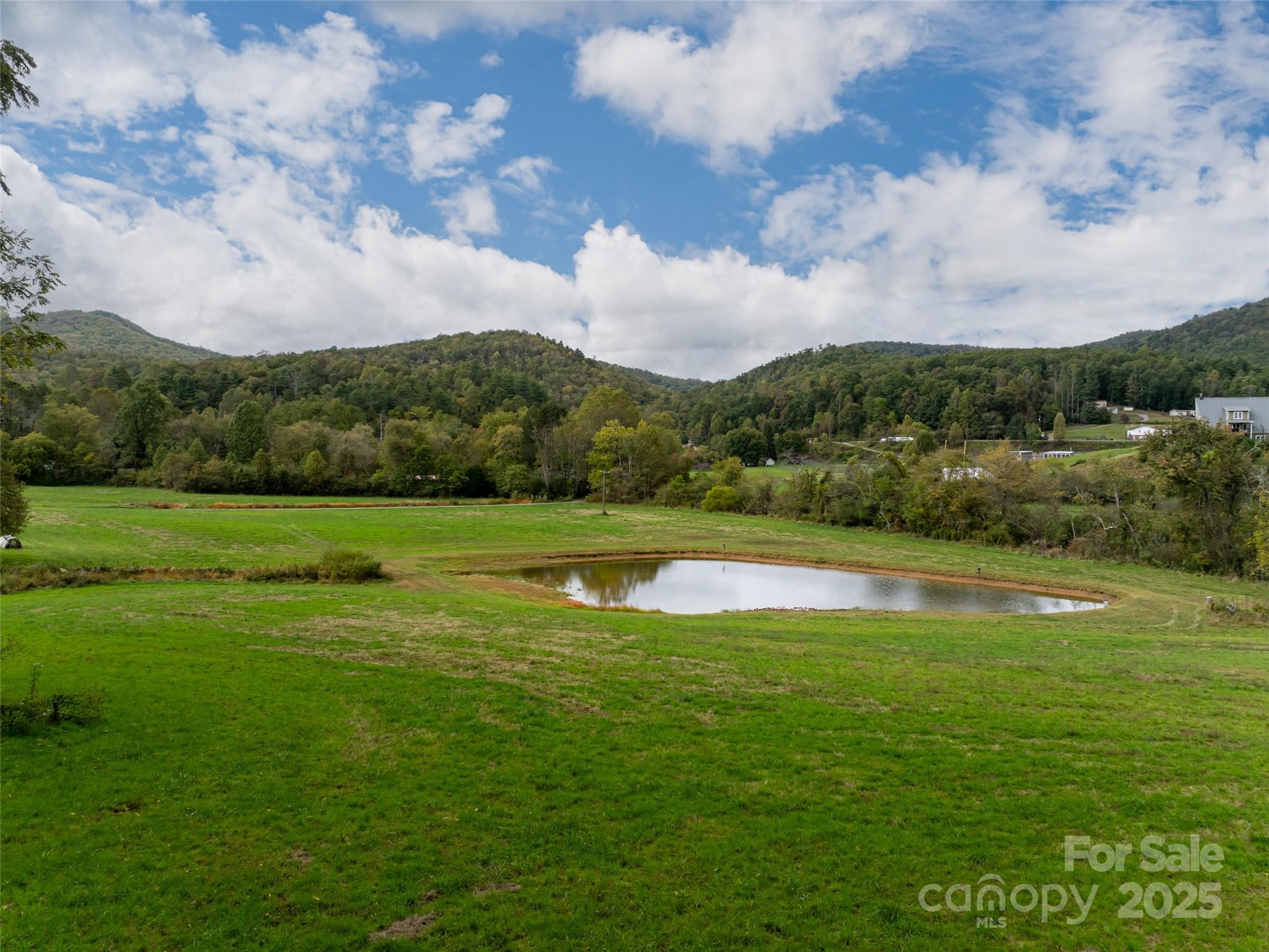 71 Happy Valley Drive — Mills River