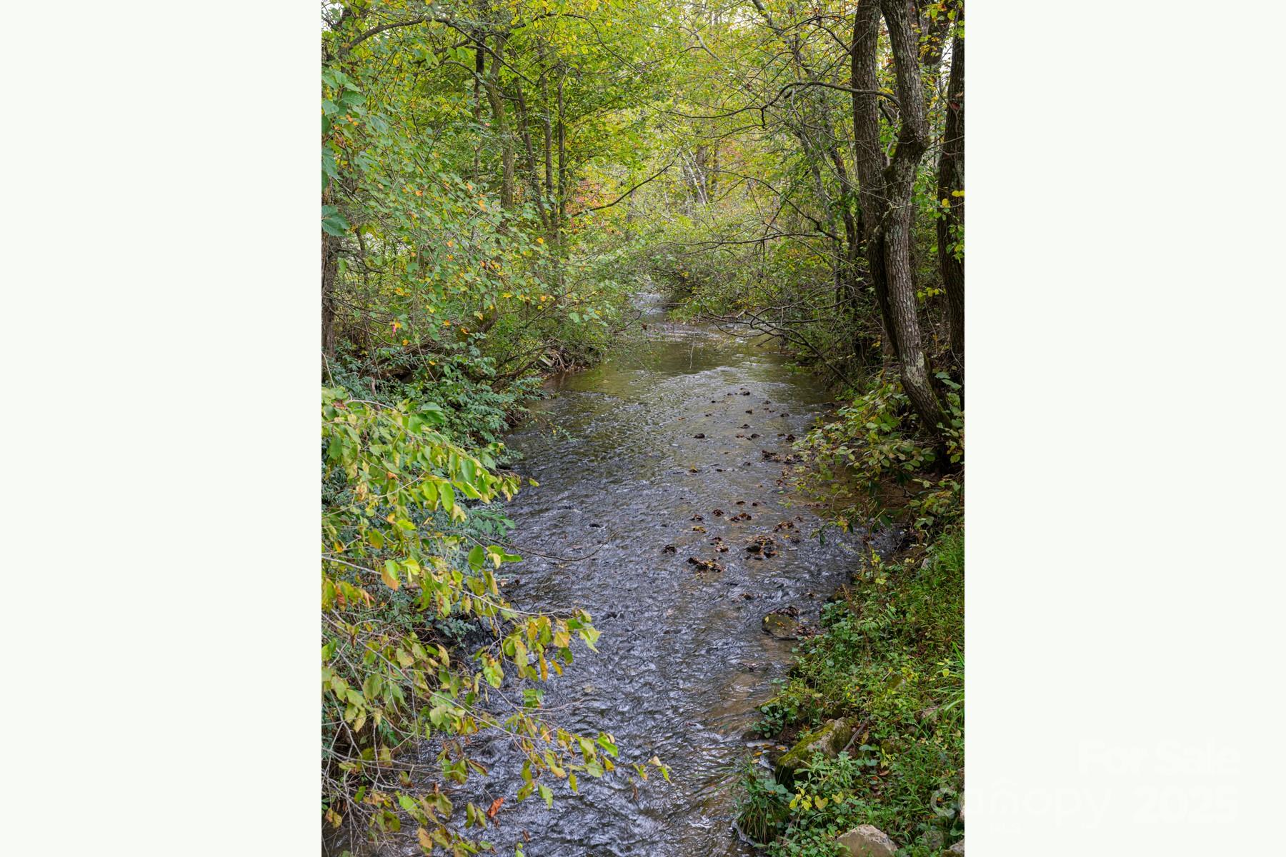 71 Happy Valley Drive — Mills River