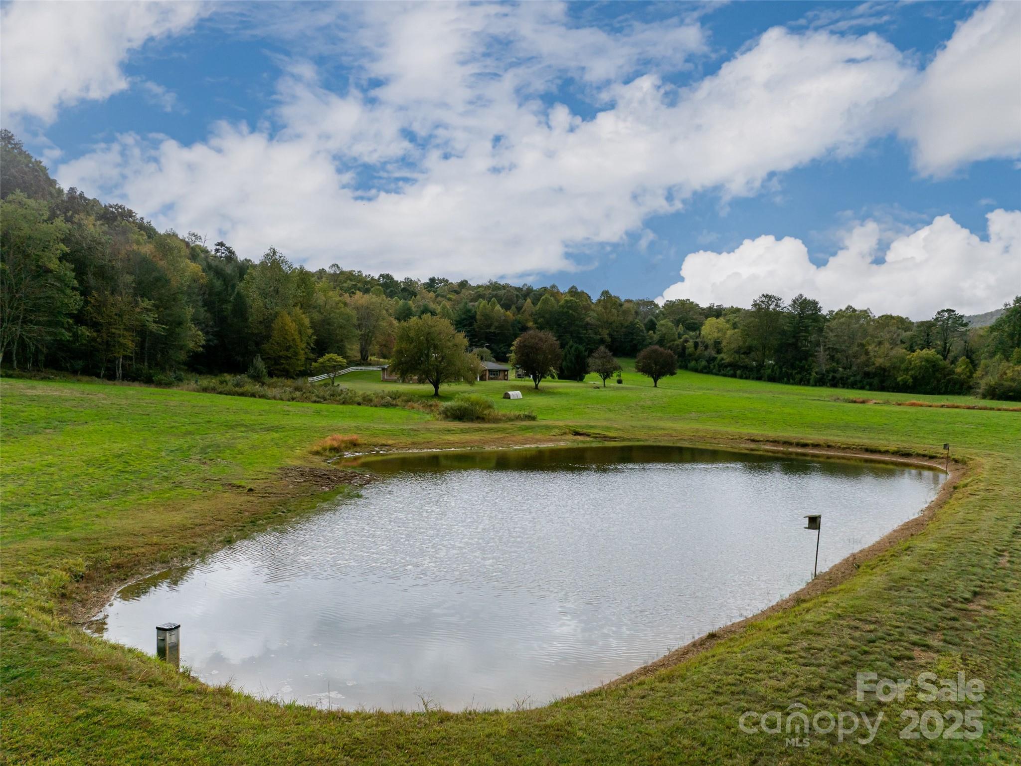 71 Happy Valley Drive — Mills River