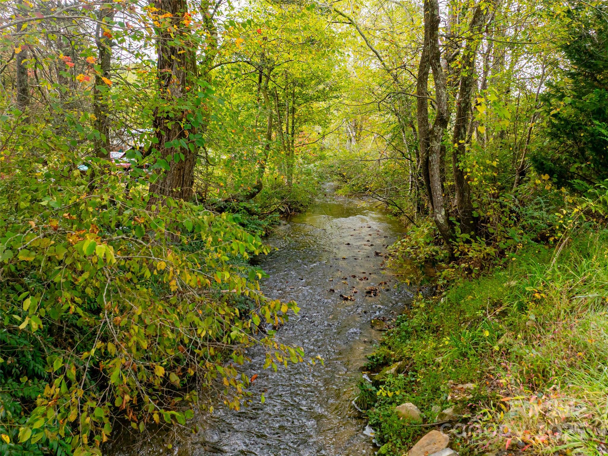 71 Happy Valley Drive — Mills River