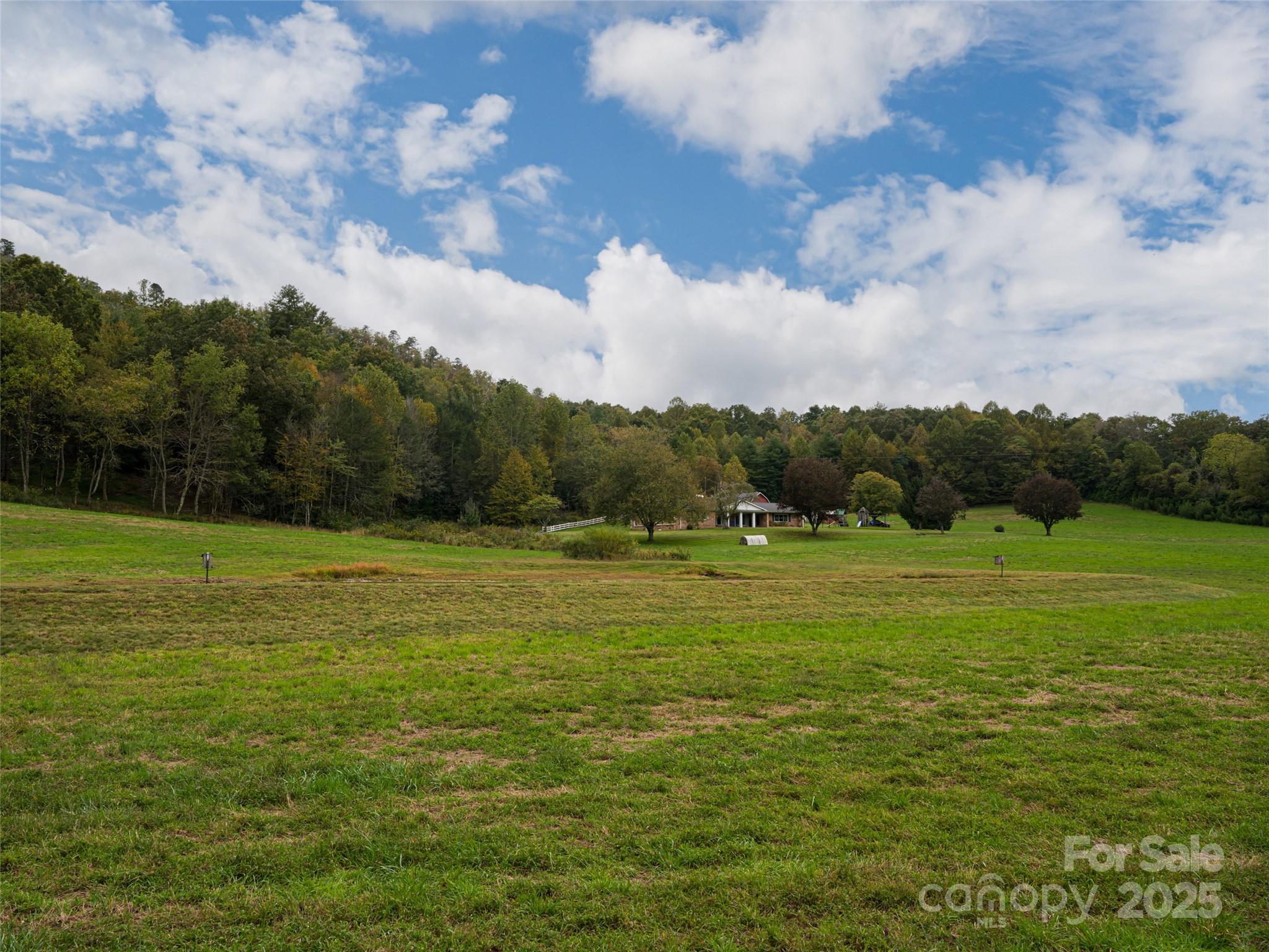 71 Happy Valley Drive — Mills River