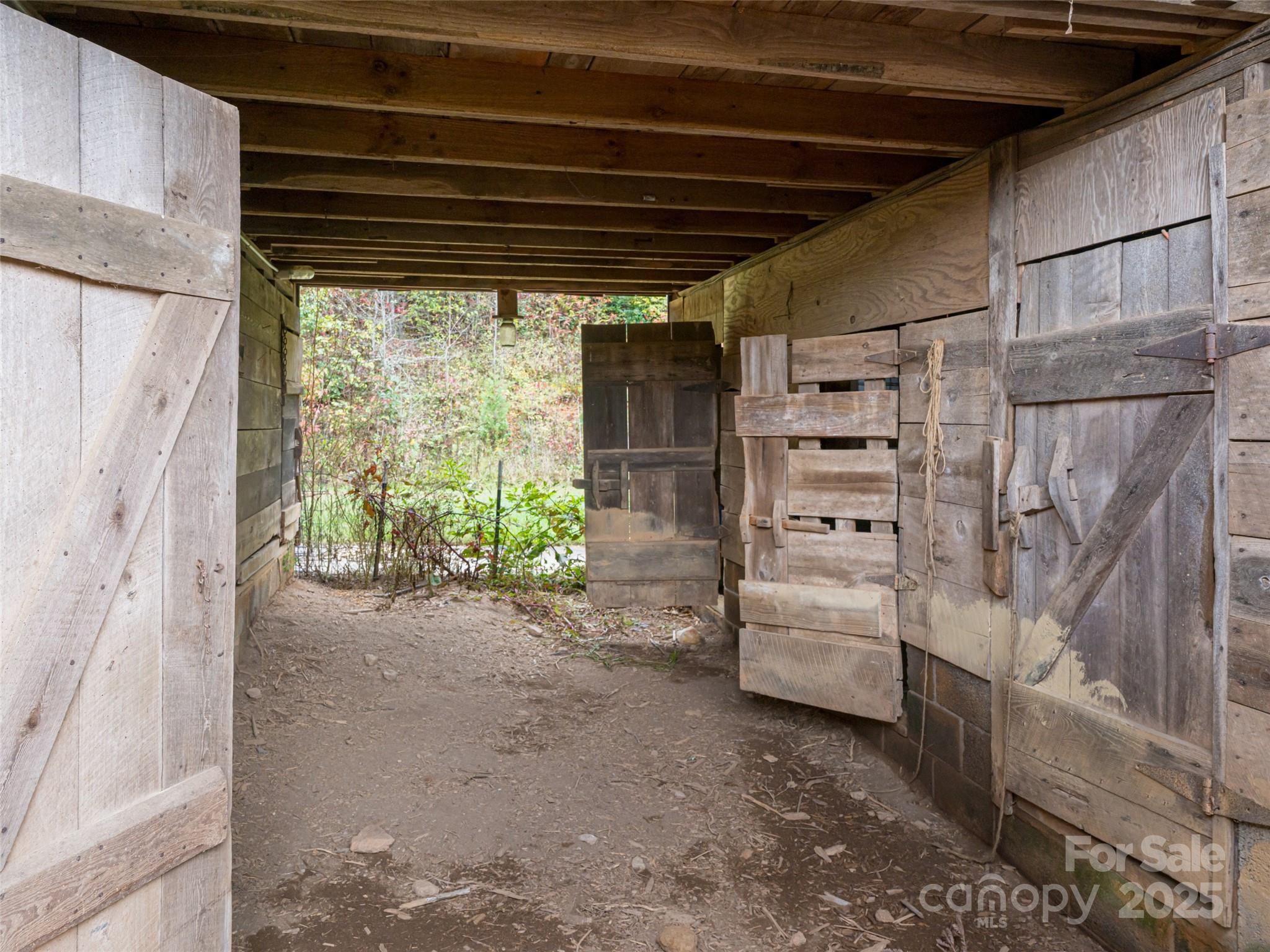 71 Happy Valley Drive — Mills River