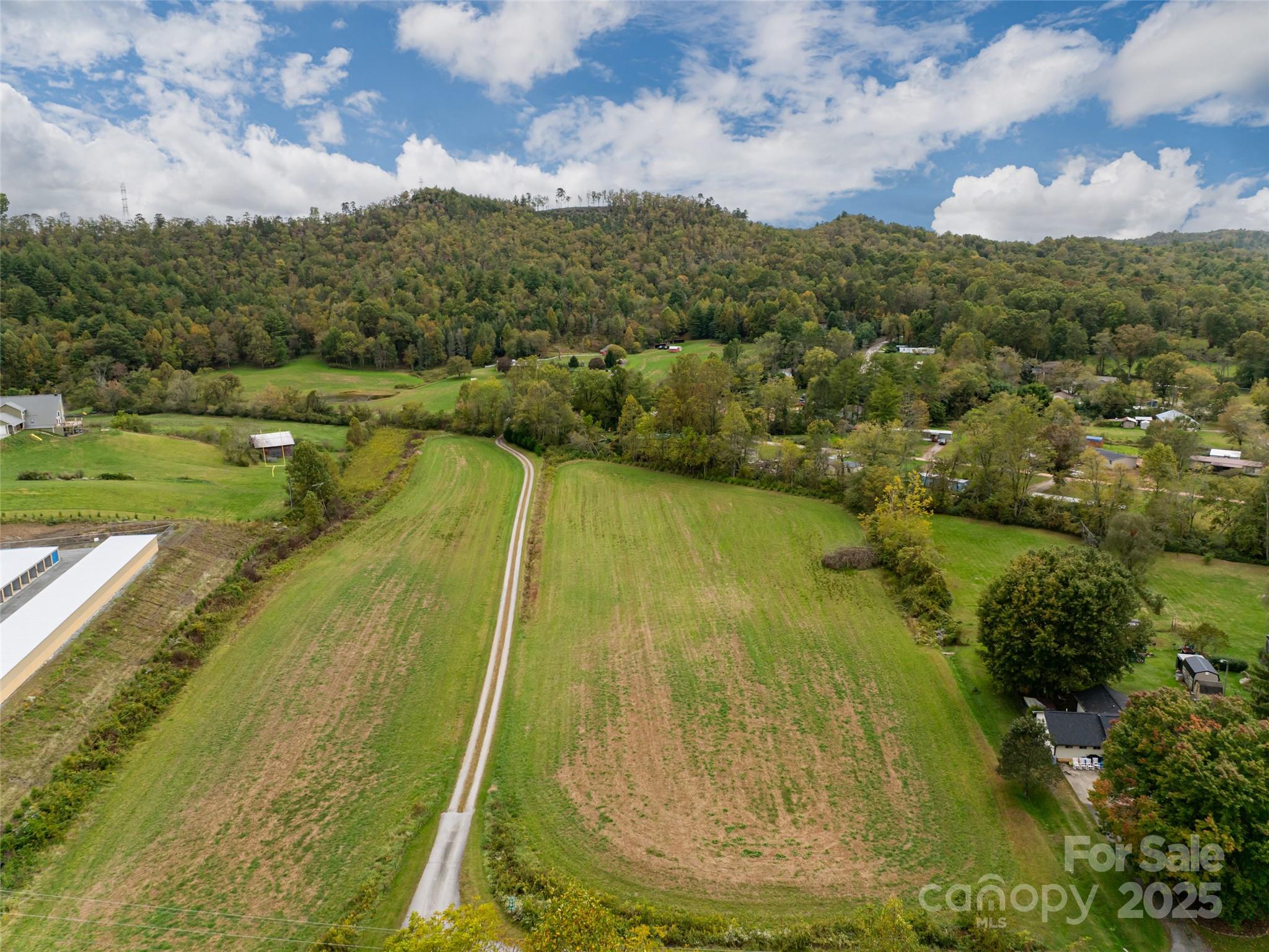 71 Happy Valley Drive — Mills River
