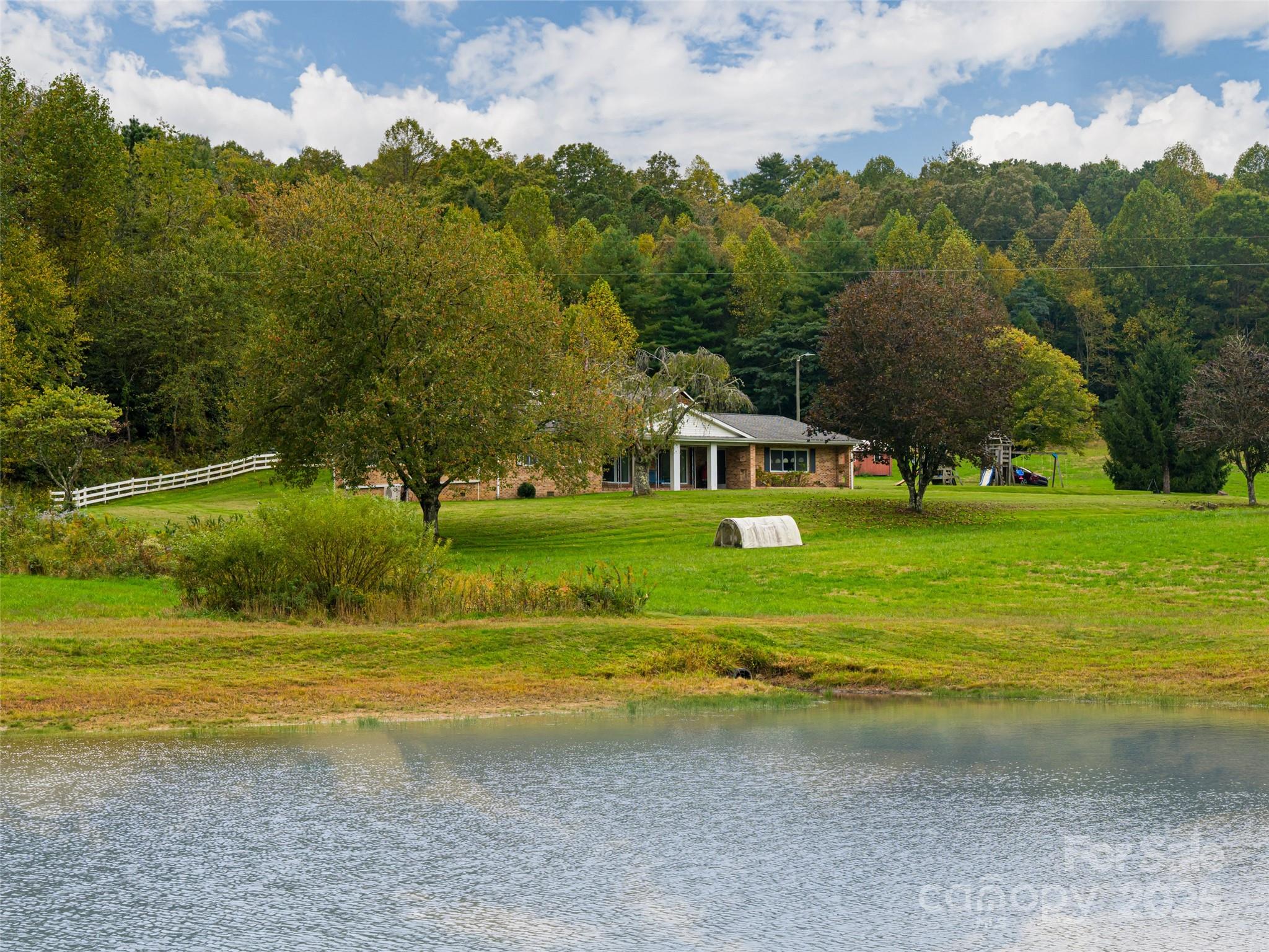 71 Happy Valley Drive — Mills River