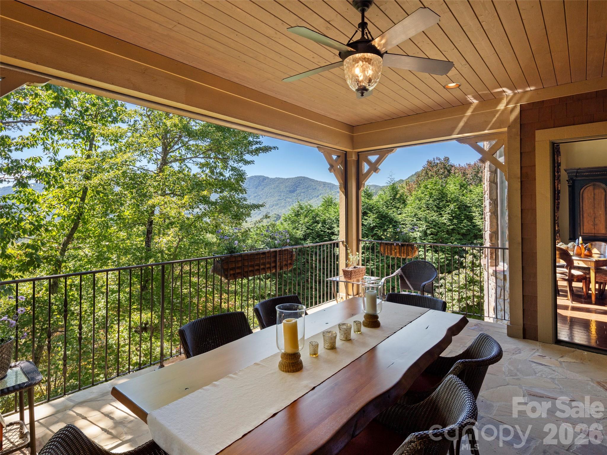 5 Rock Vista Way — Arden