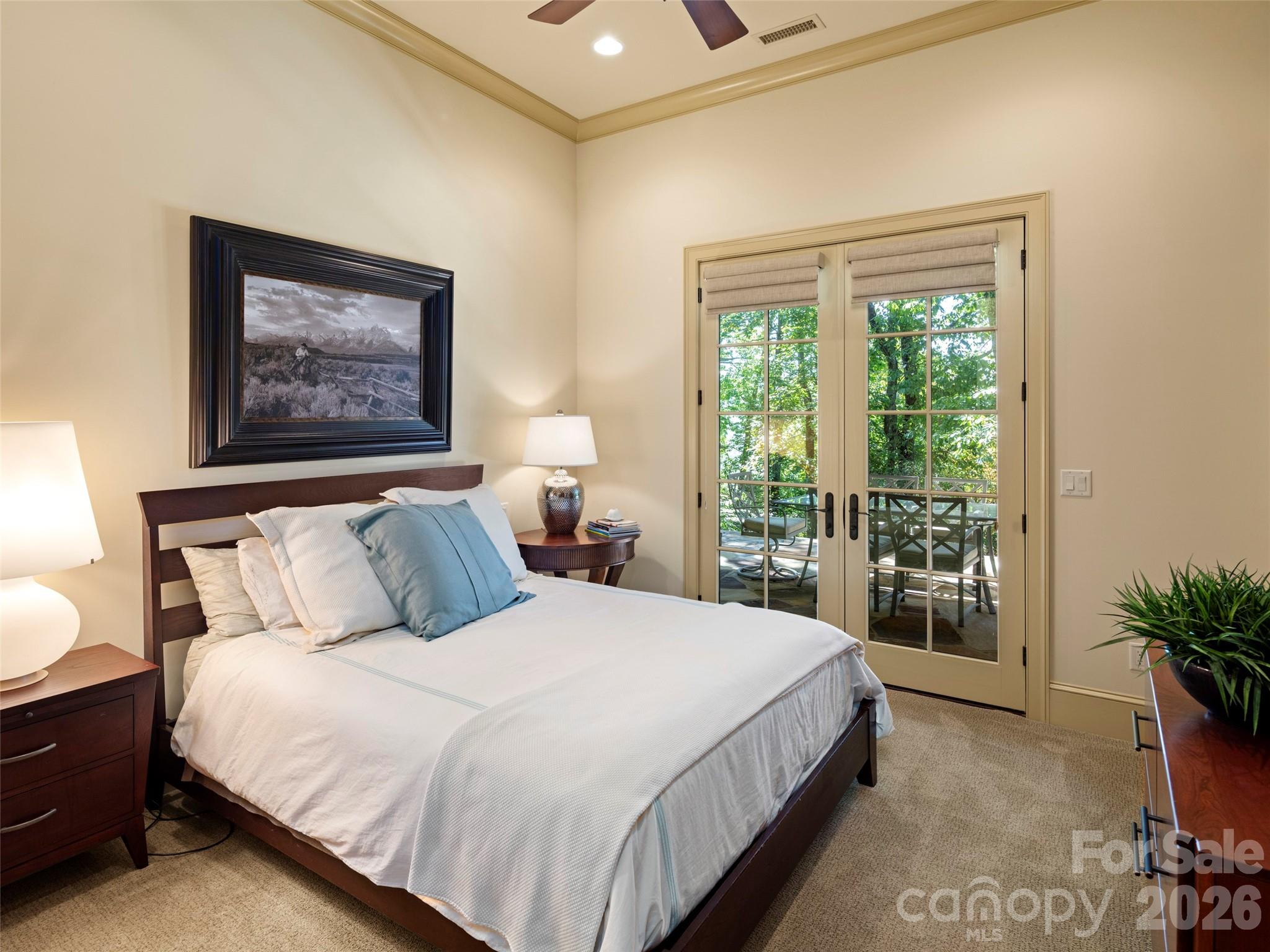 5 Rock Vista Way — Arden