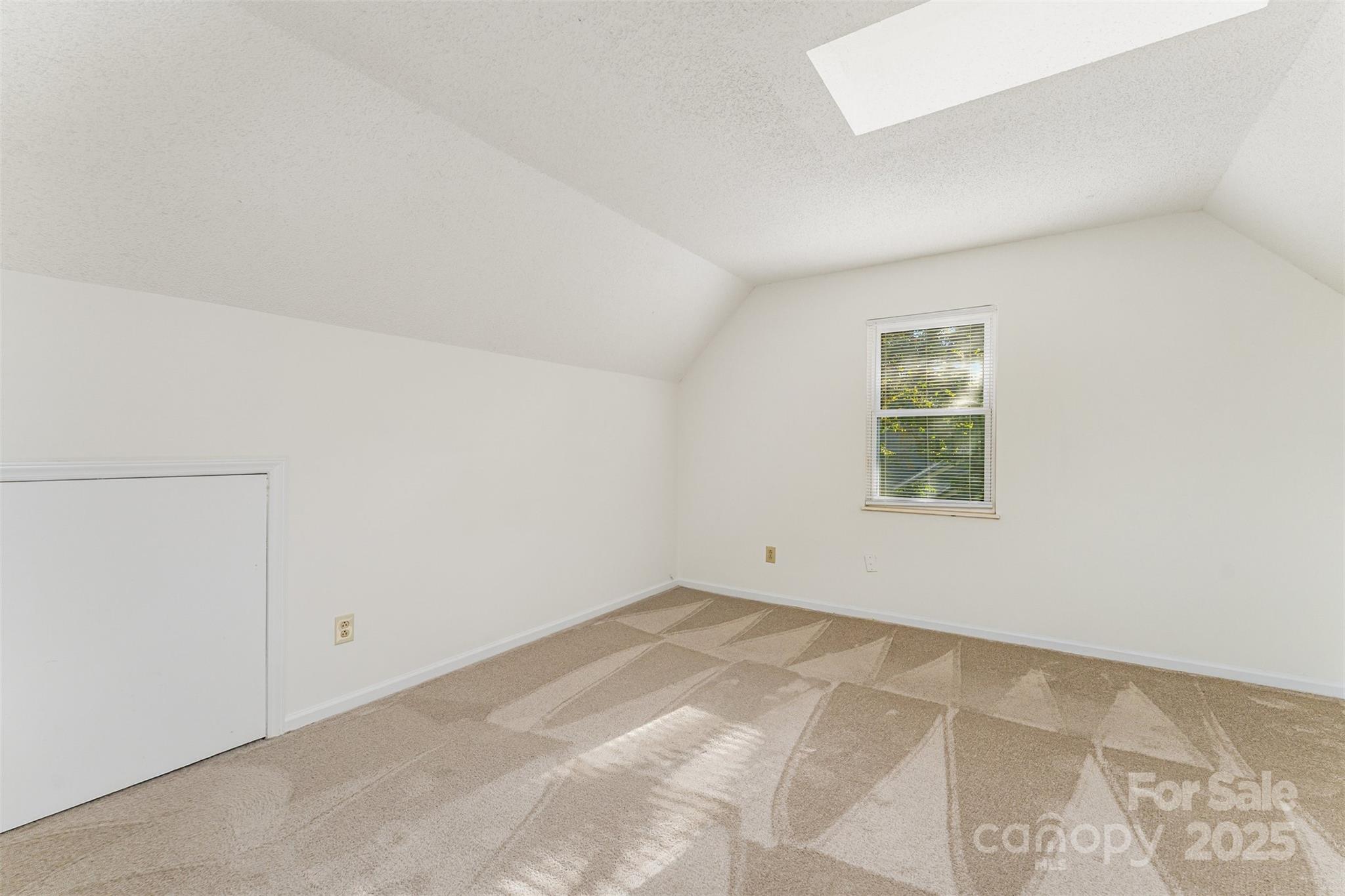 2319 Oak Leigh Drive — Charlotte