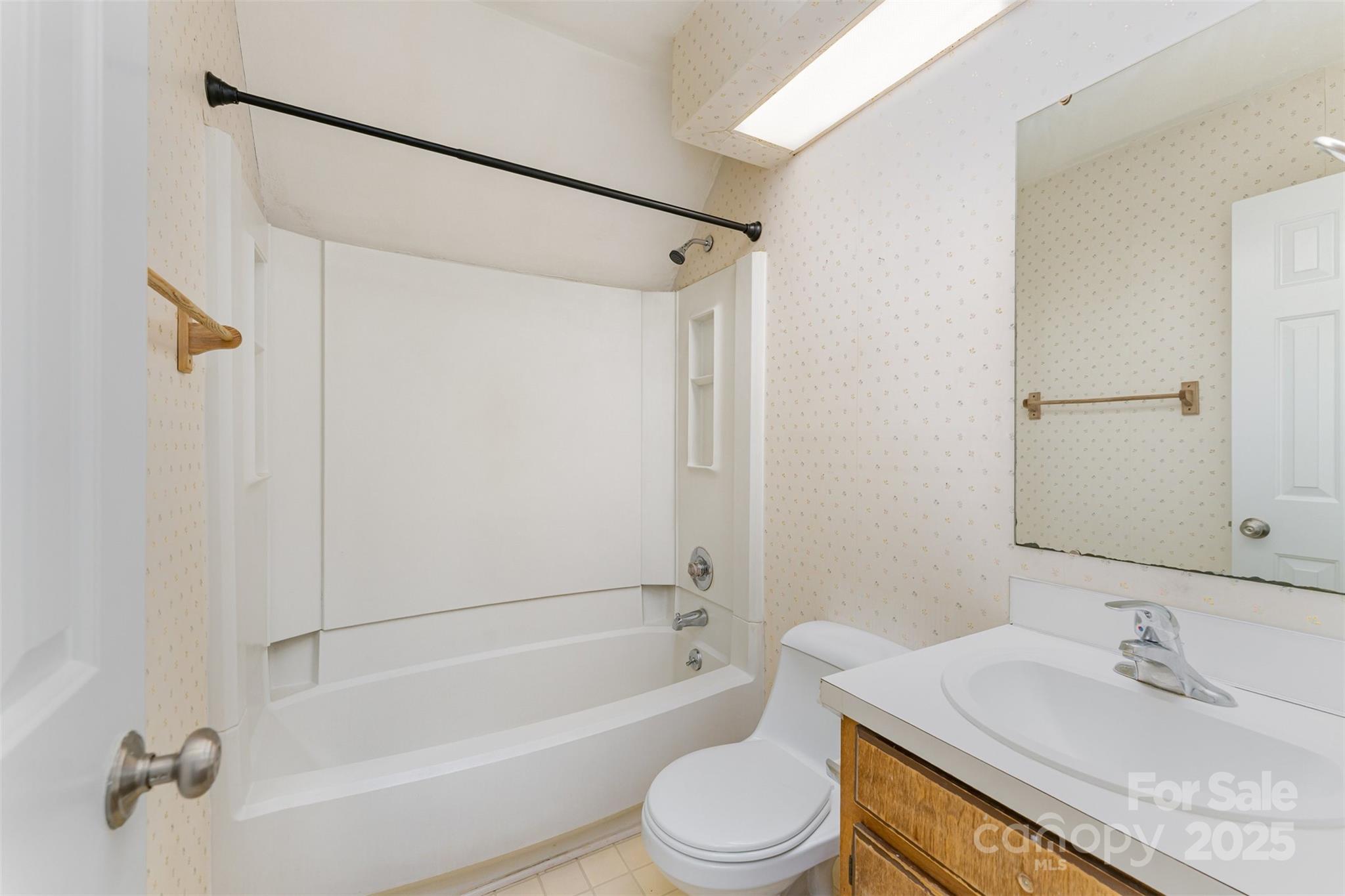 2319 Oak Leigh Drive — Charlotte