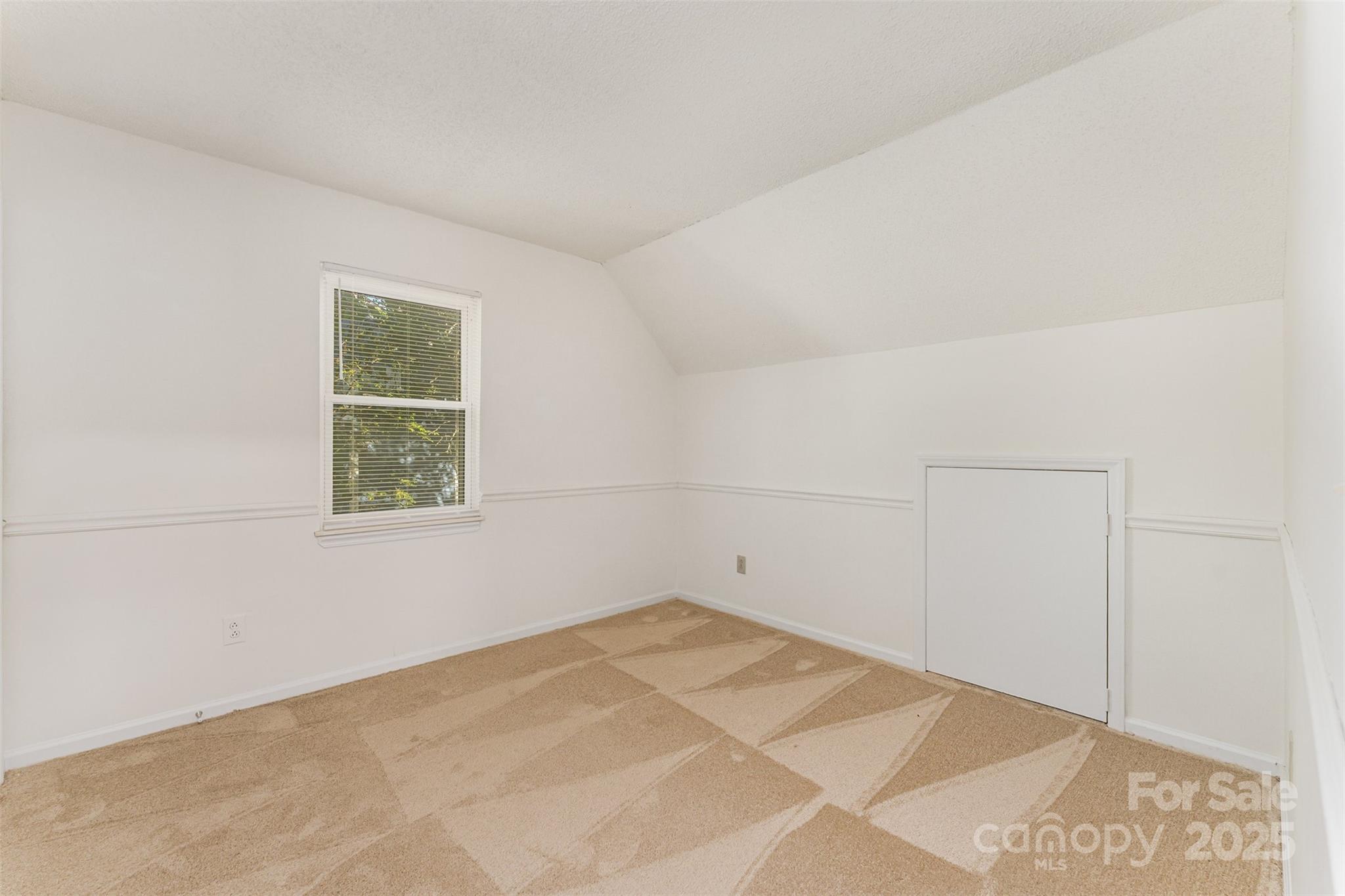 2319 Oak Leigh Drive — Charlotte