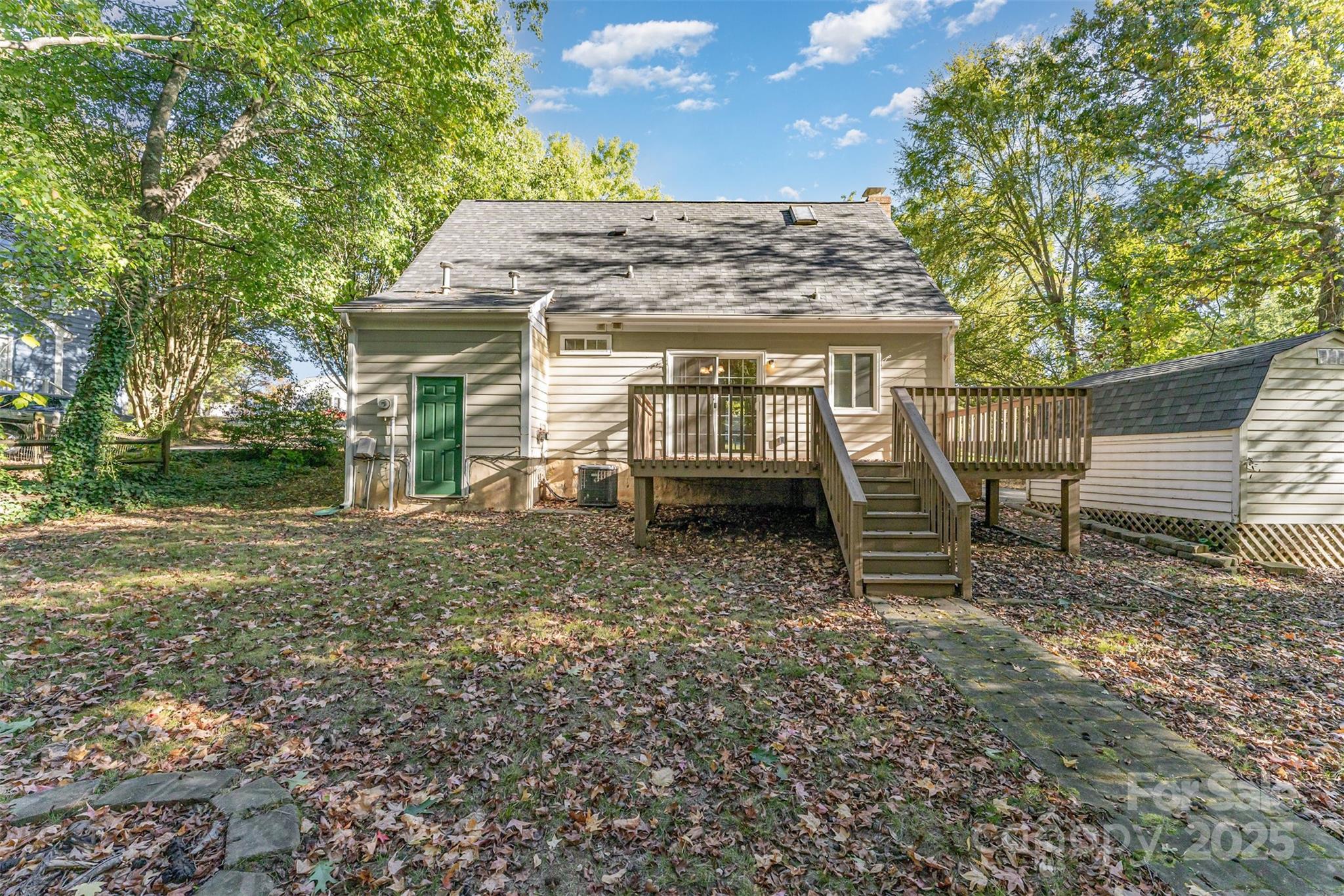 2319 Oak Leigh Drive — Charlotte