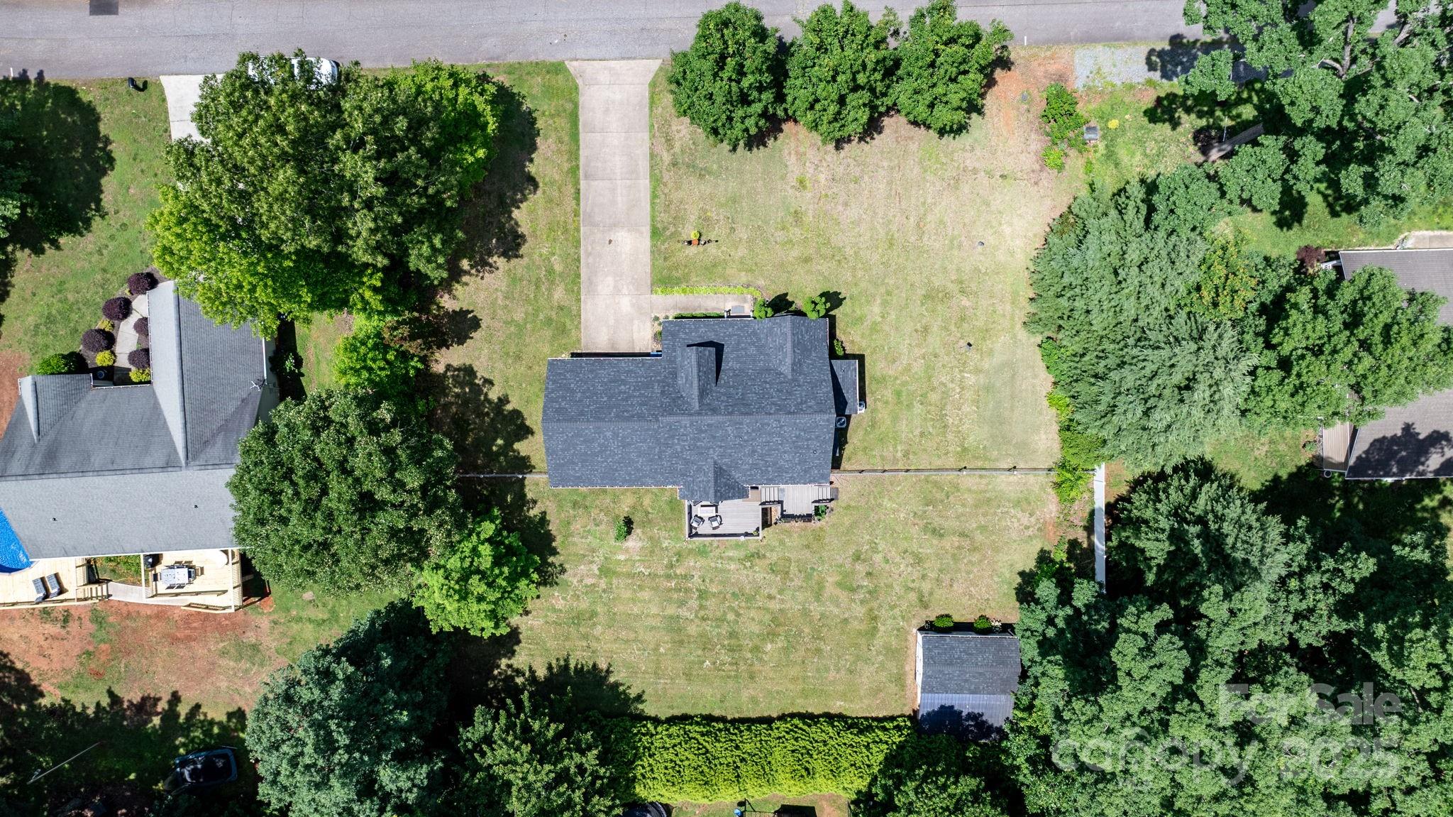1321 Birch Drive — Morganton