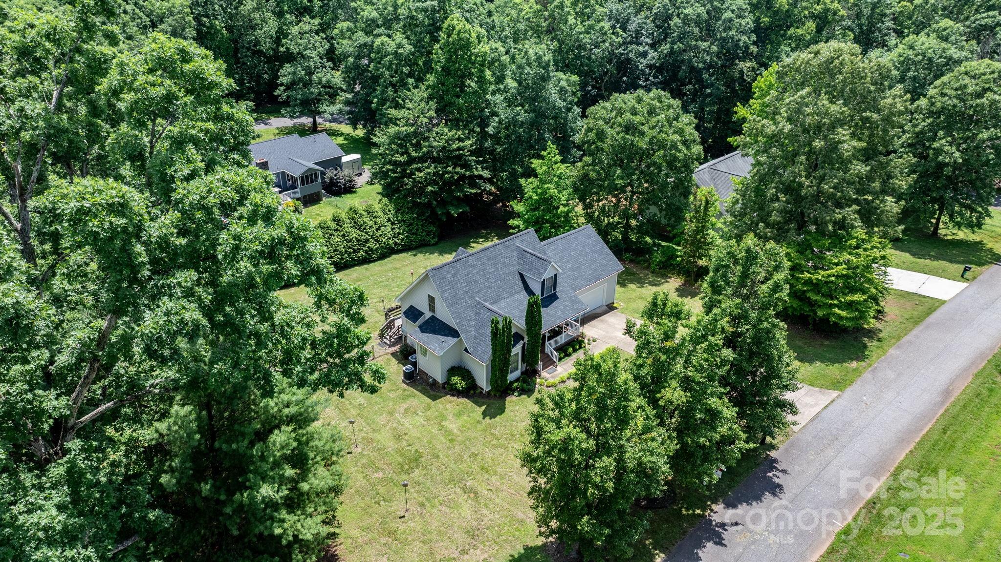 1321 Birch Drive — Morganton