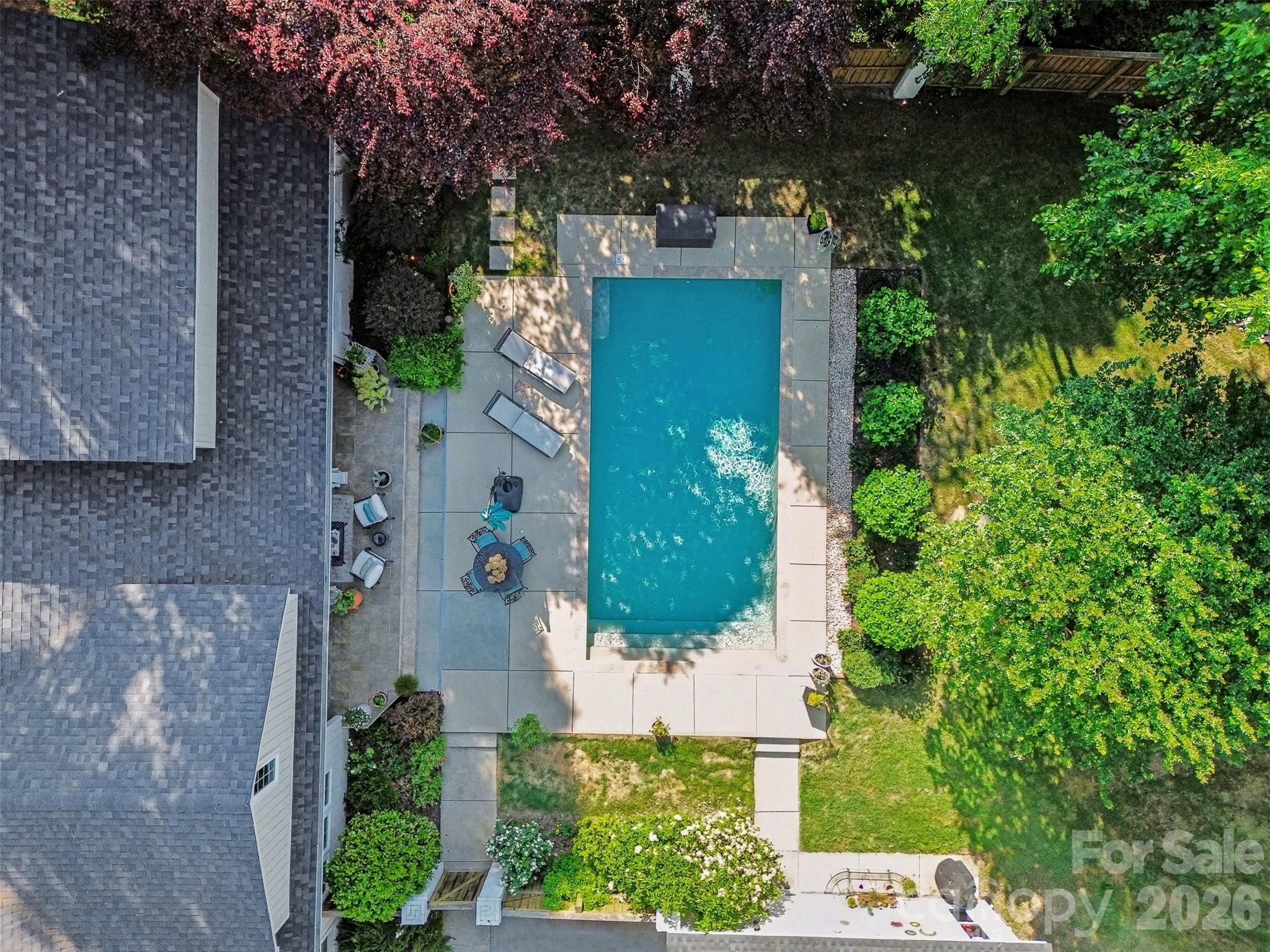 802 E Franklin Street — Monroe
